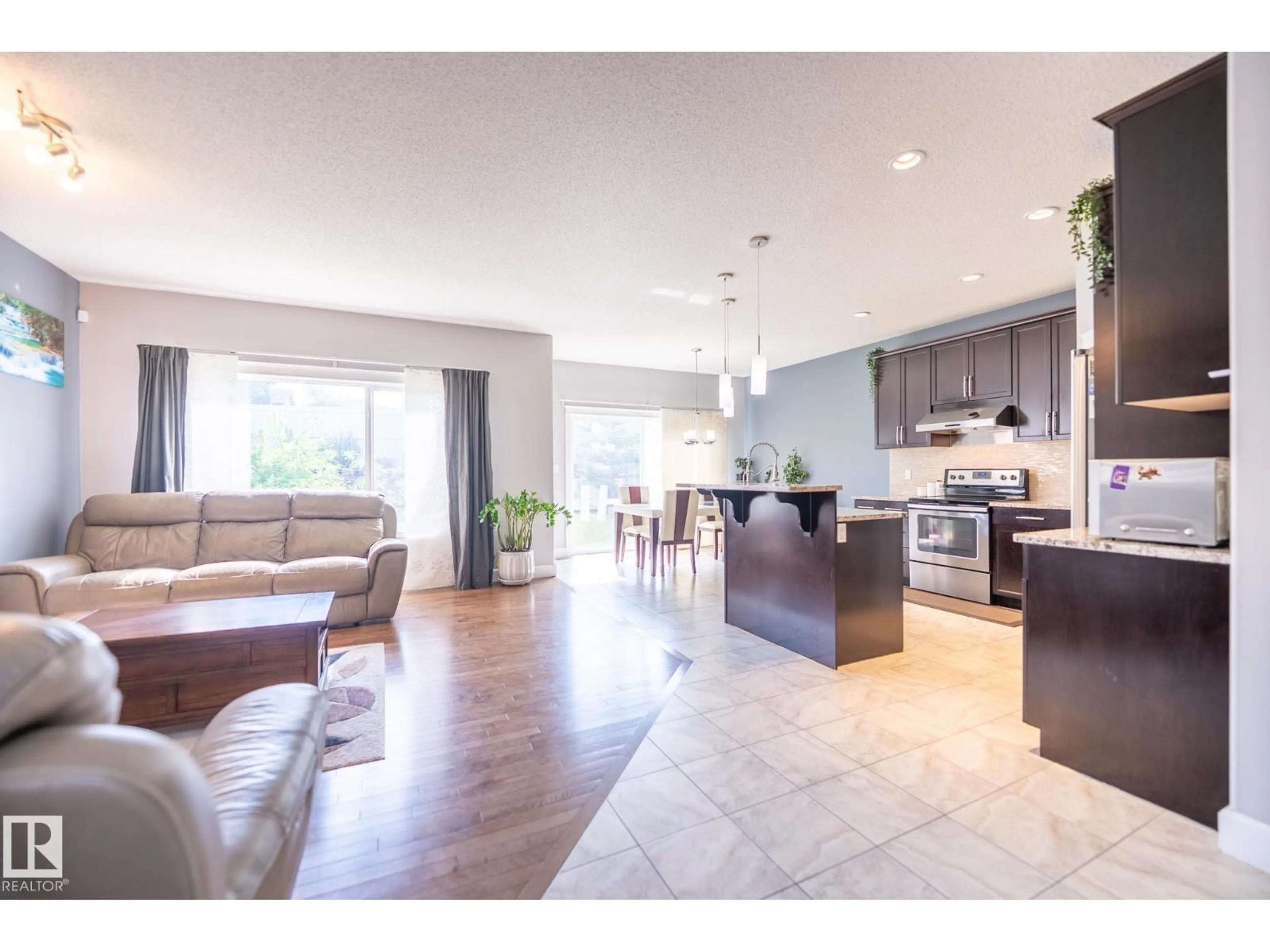 Open concept kitchen, unknown for SW - 1959 67 ST, Edmonton Alberta T6X0T4