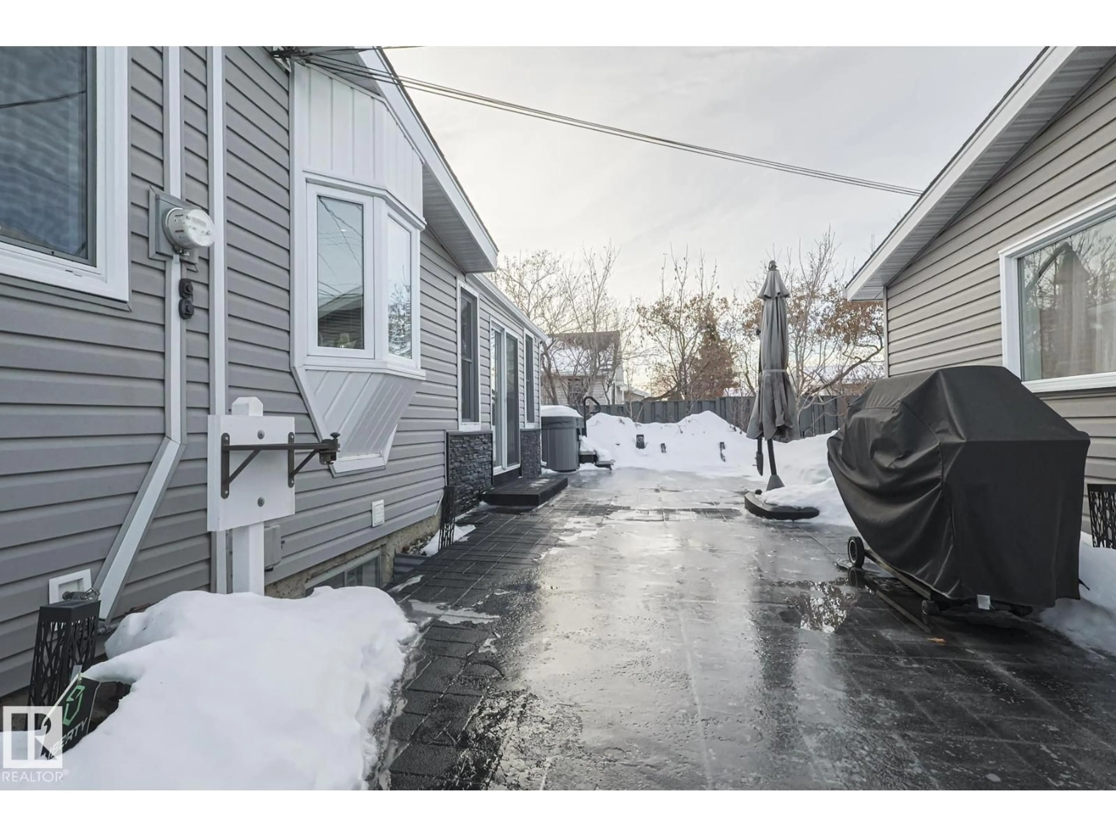 Unknown for NW - 13304 70 ST, Edmonton Alberta T5C0K3
