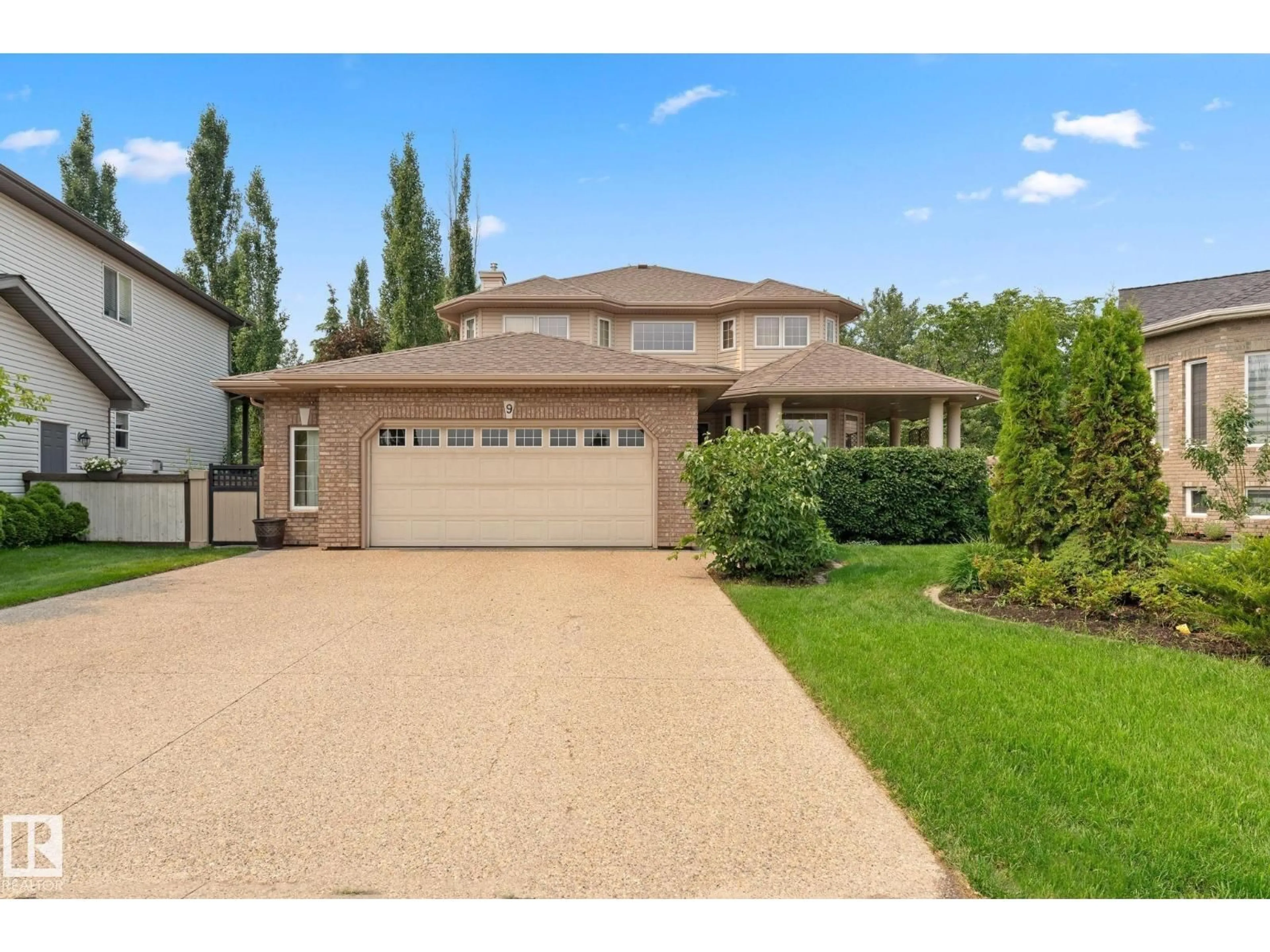 A pic from outside/outdoor area/front of a property/back of a property/a pic from drone, street for 9 CREEKSIDE CL, Spruce Grove Alberta T7X4N9