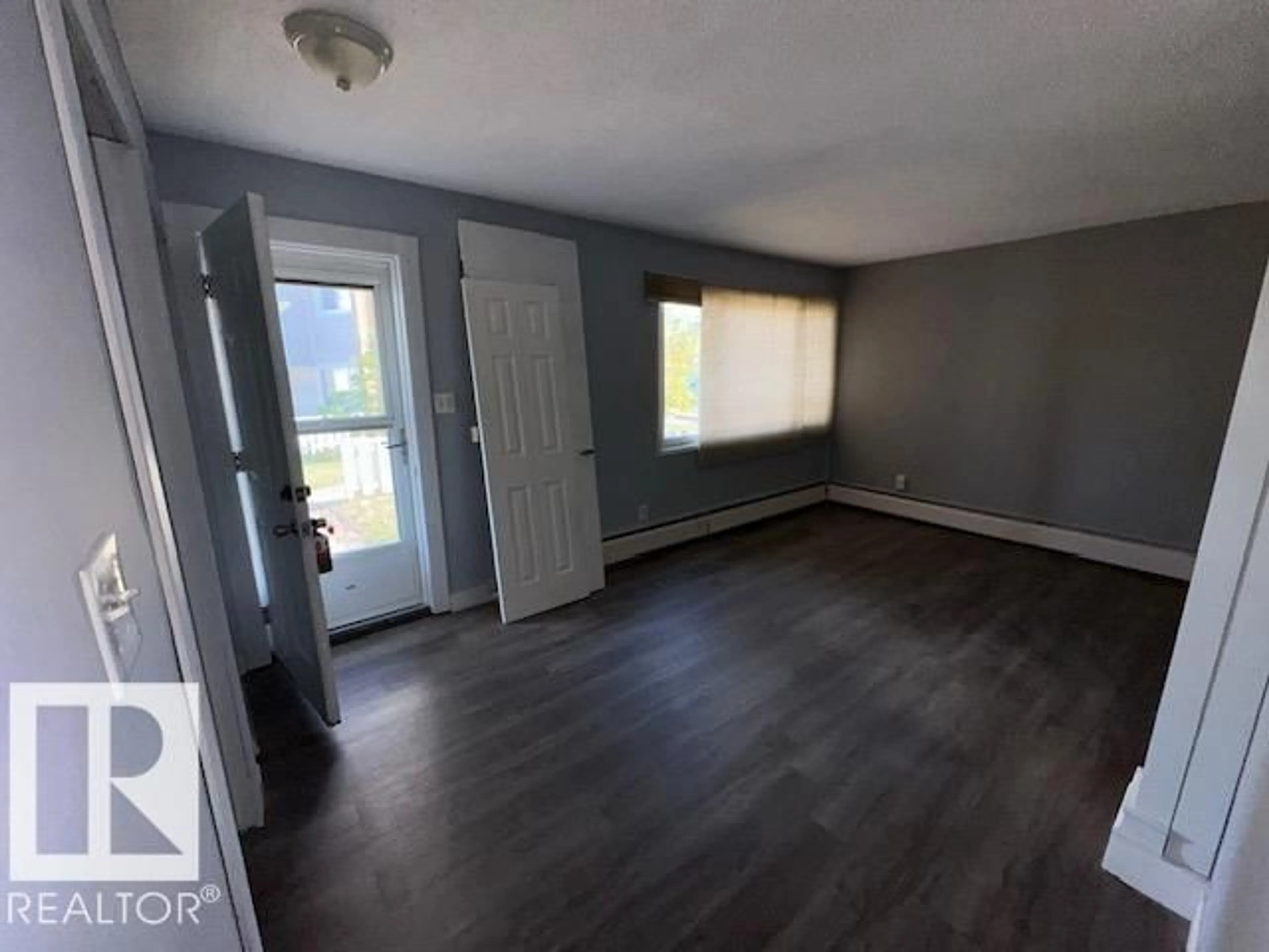 A pic of a room for #512 - 2908 116A AV, Edmonton Alberta T5W4R7