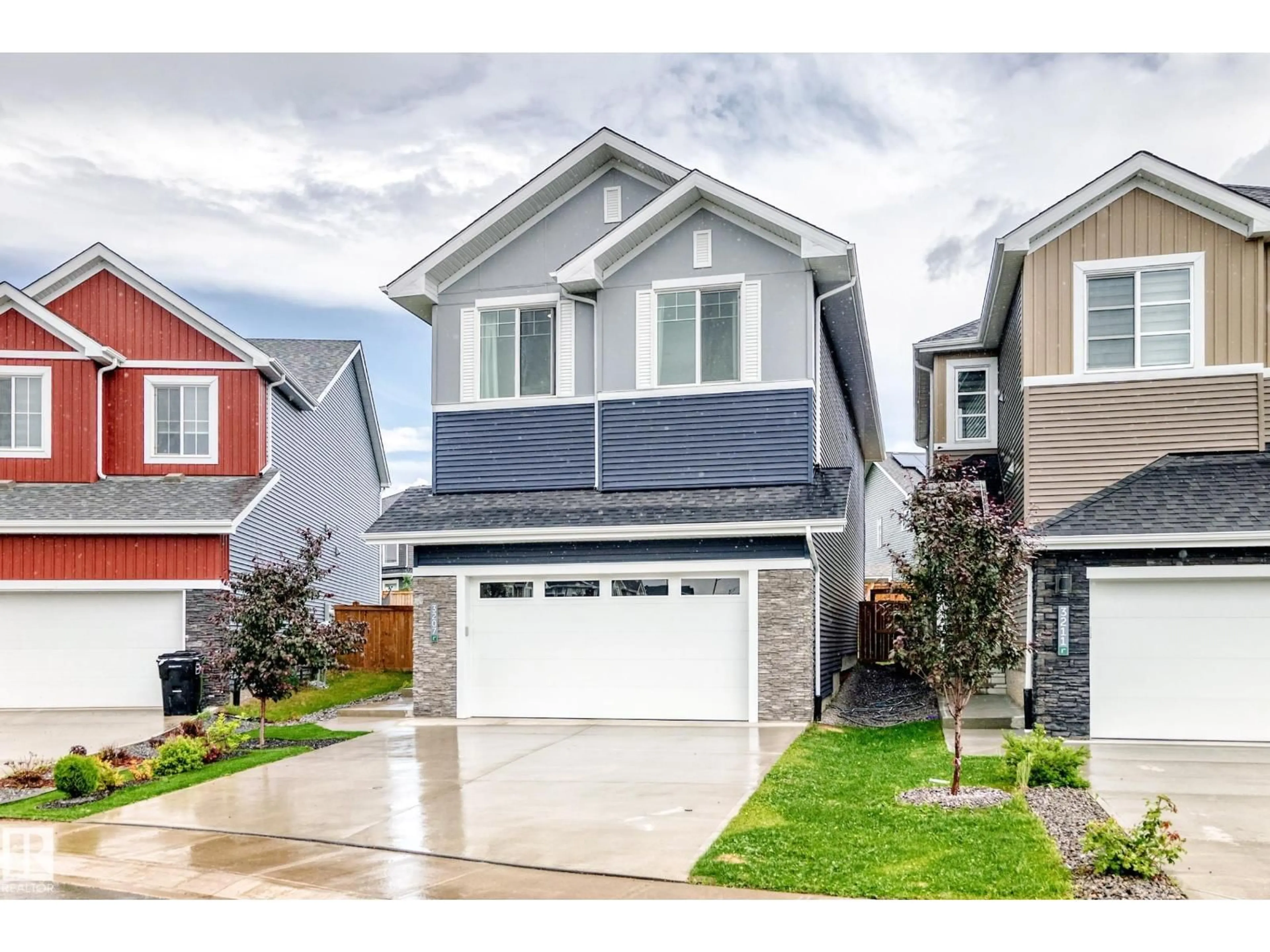 Home with vinyl exterior material, street for SW - 3207 160 ST, Edmonton Alberta T6W5A1