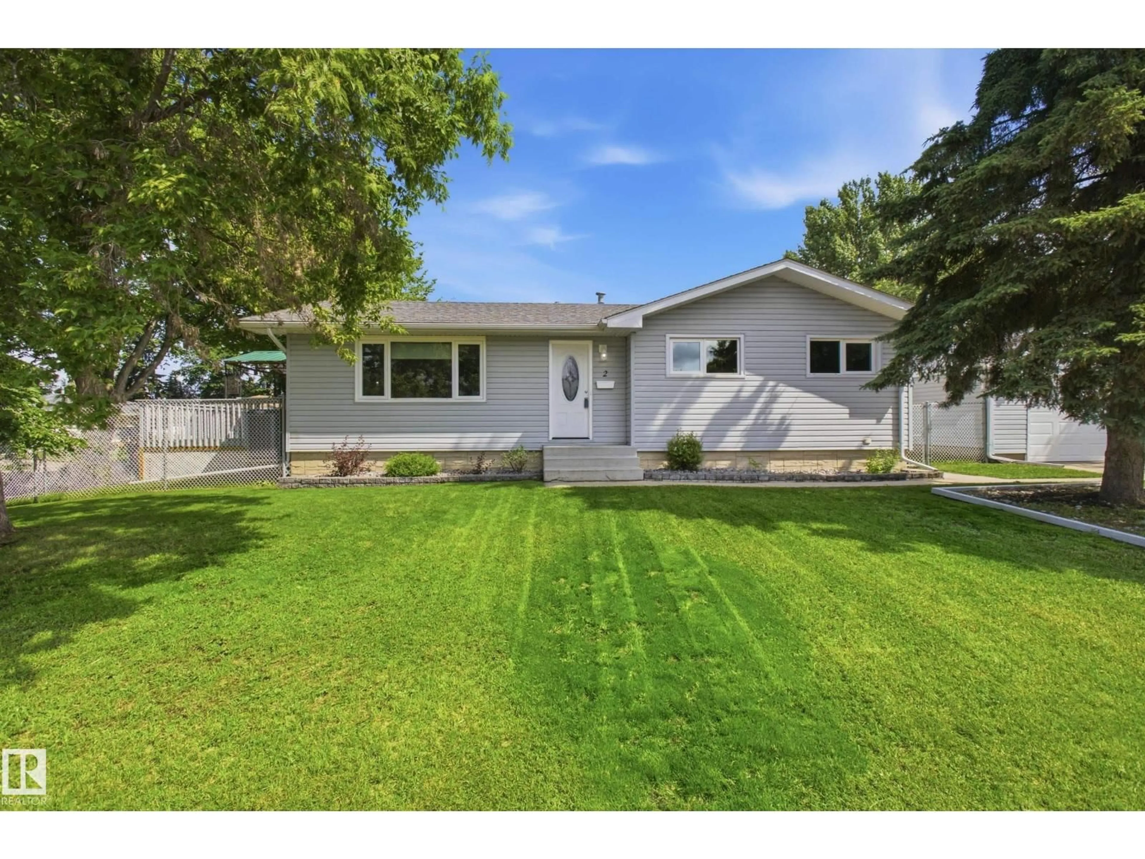 Home with vinyl exterior material, street for 2 MORELAND RD, Sherwood Park Alberta T8A0P5