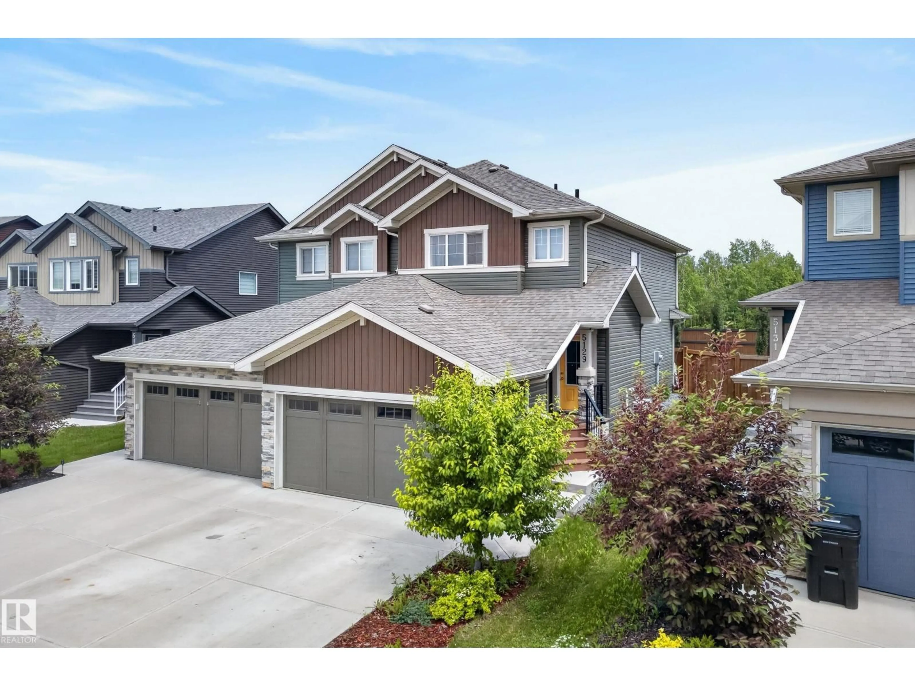 Unknown for 5129 LARK CR, Edmonton Alberta T5S0N9