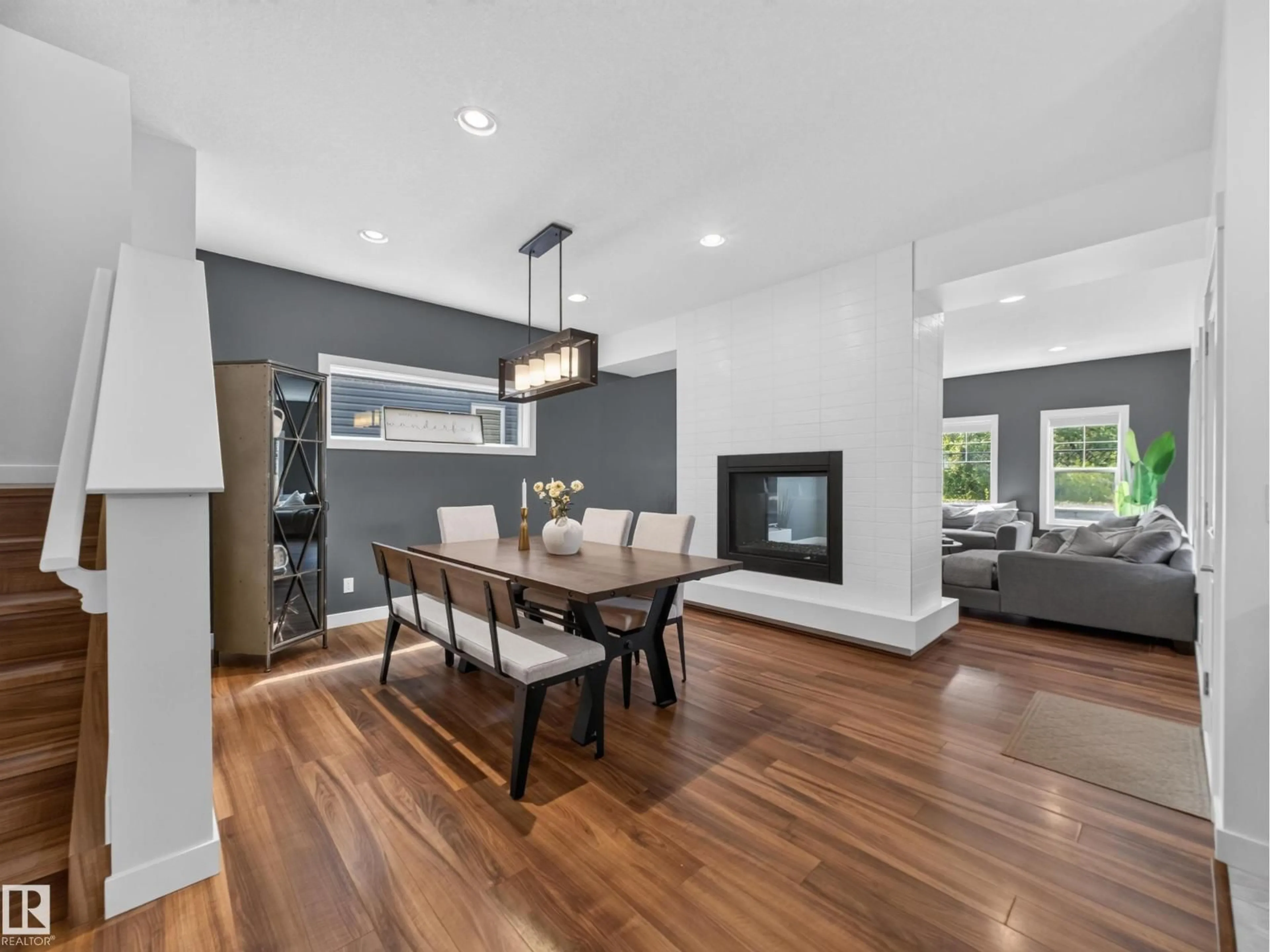 Unknown for 46 AVEBURY CT, Sherwood Park Alberta T8H0Z3