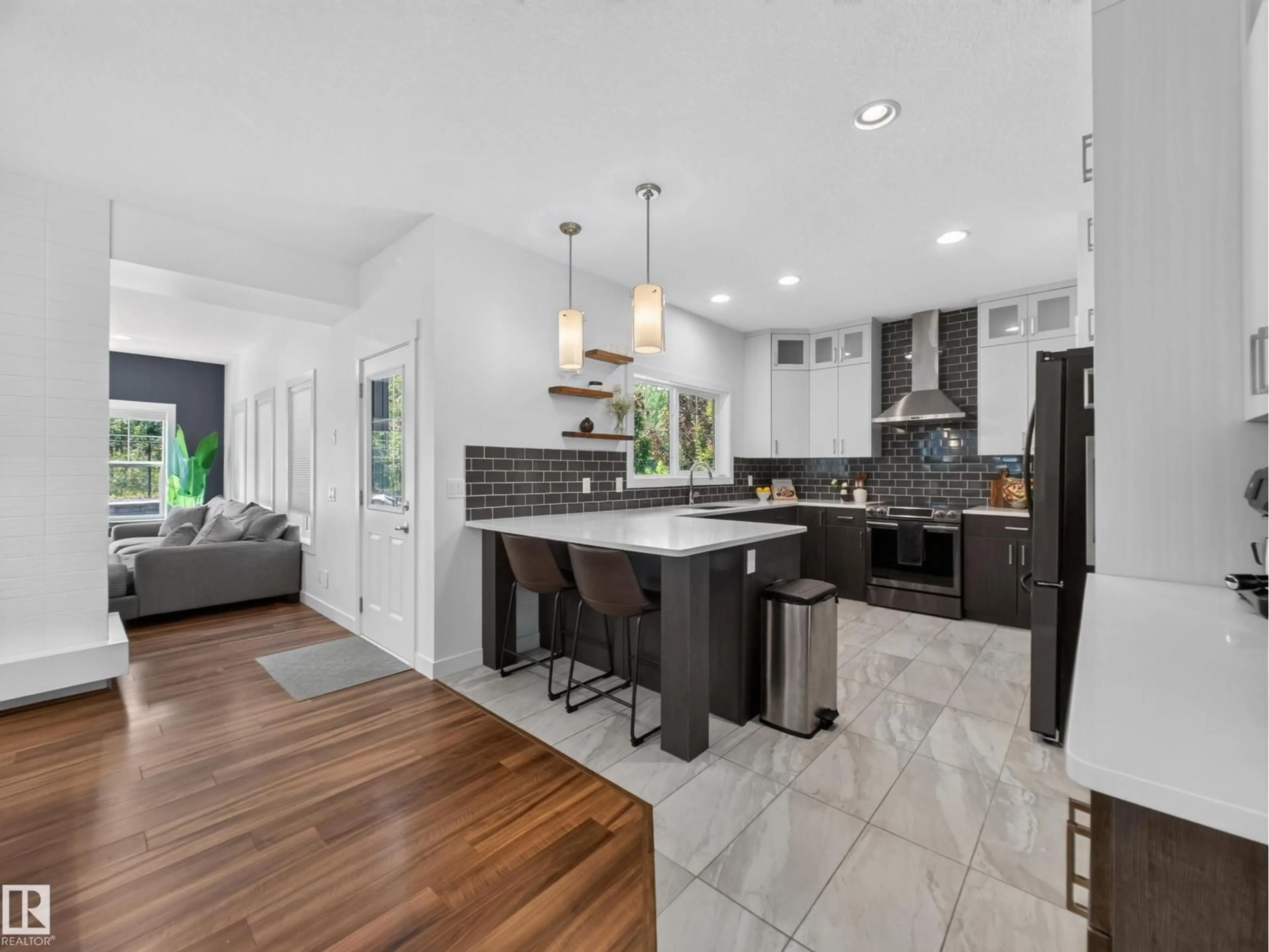 Open concept kitchen, ceramic/tile floor for 46 AVEBURY CT, Sherwood Park Alberta T8H0Z3