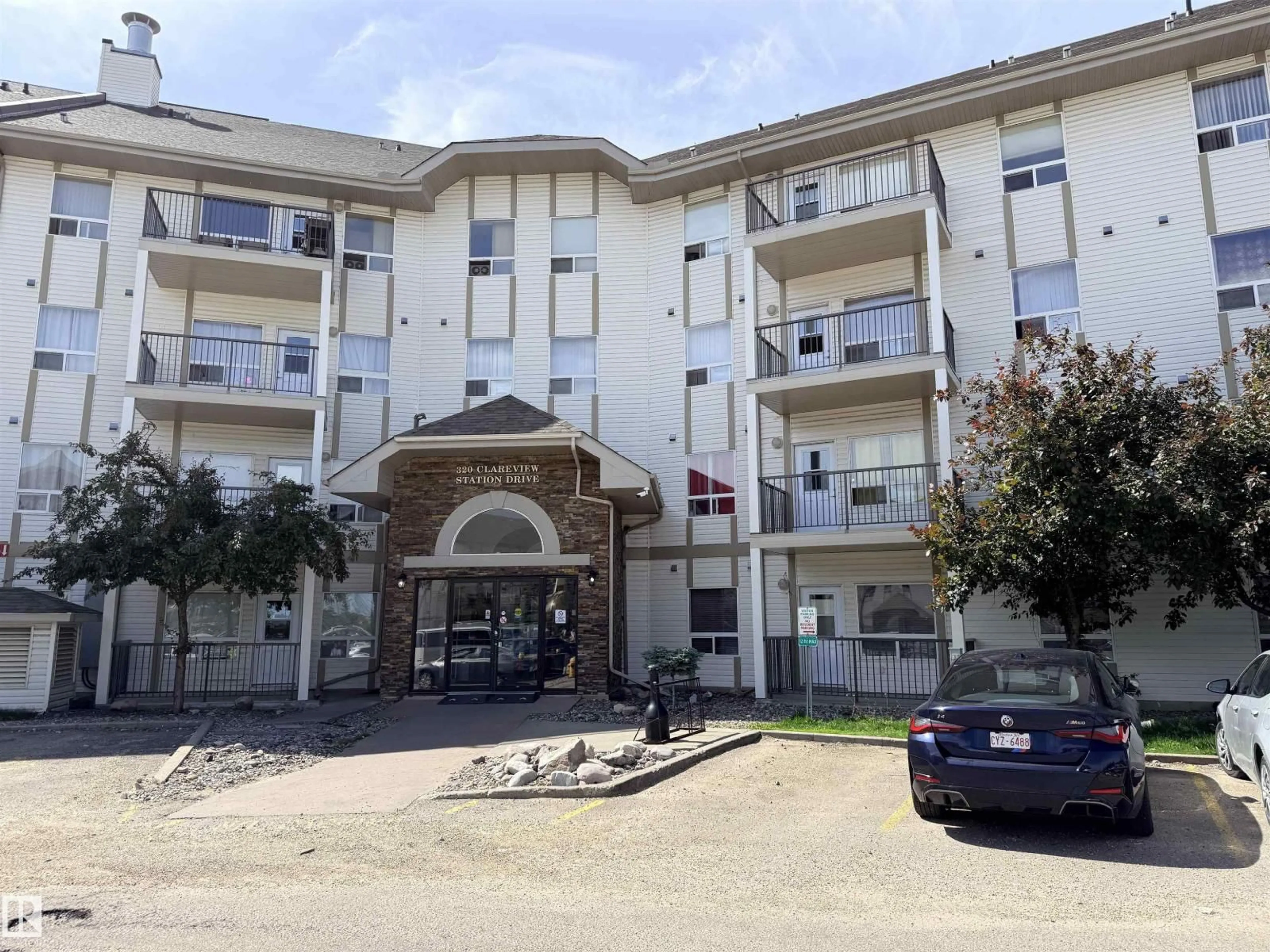 Unknown for 2202 - 2202 CLAREVIEW STATION DR DR, Edmonton Alberta T5Y3K5