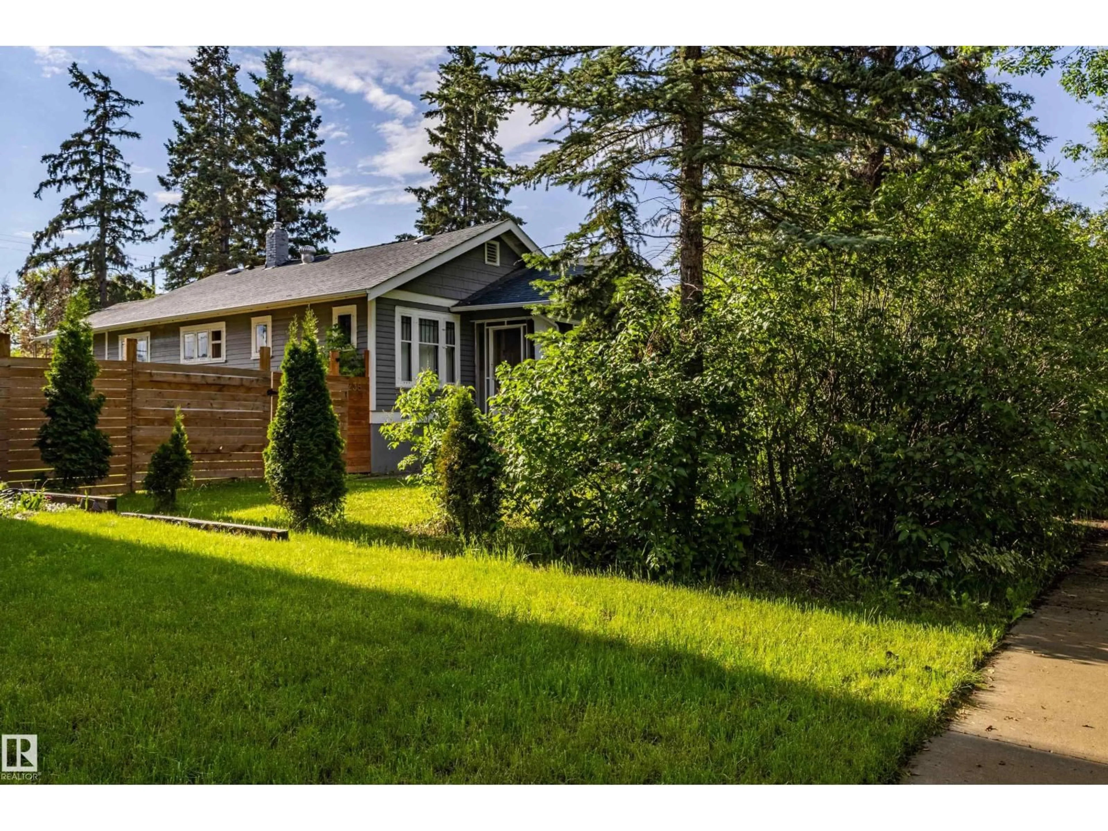 Unknown for 11238 123 ST, Edmonton Alberta T5M0M6