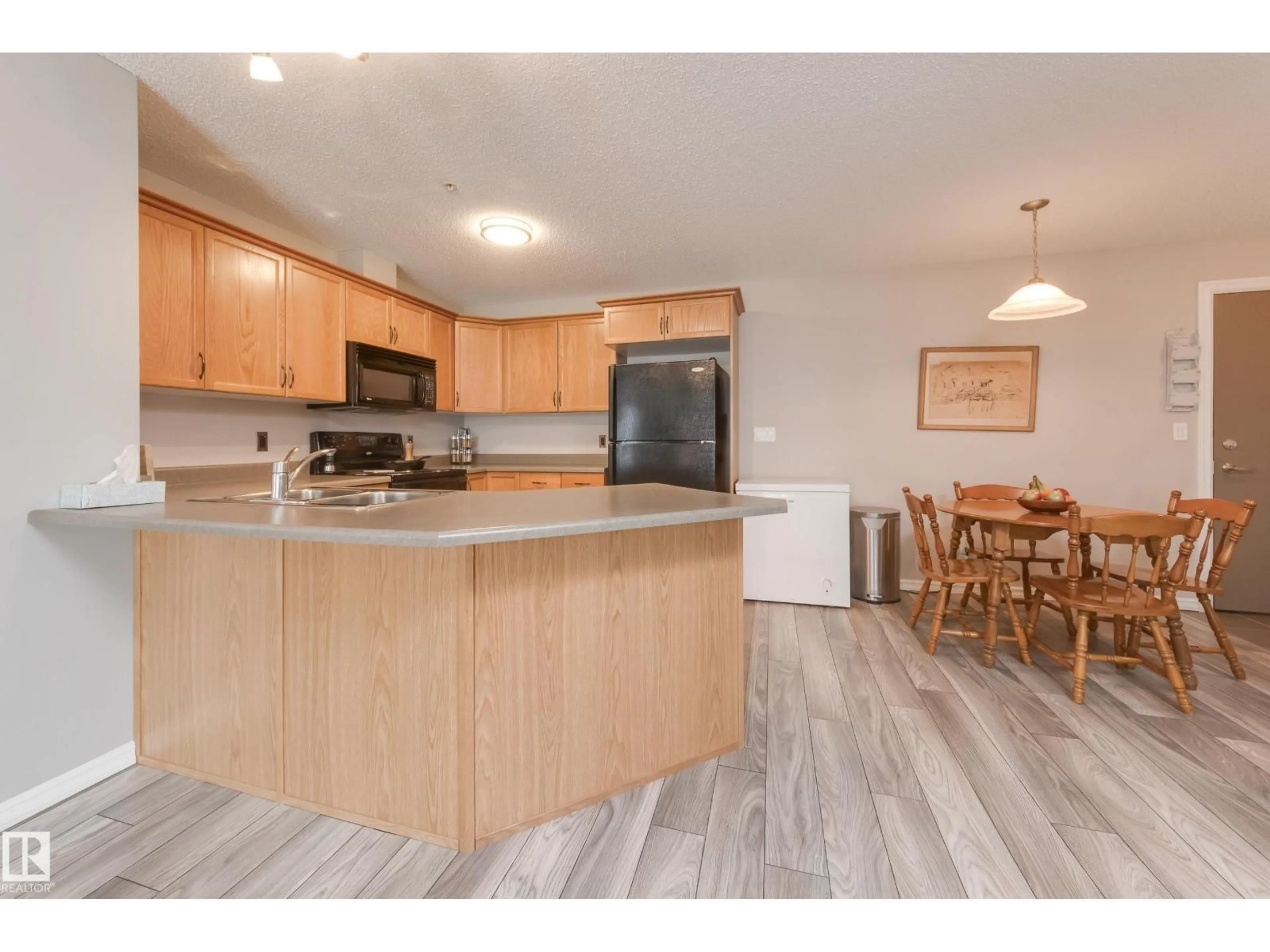 Unknown for #213 - 4403 23 ST, Edmonton Alberta T6T0E4