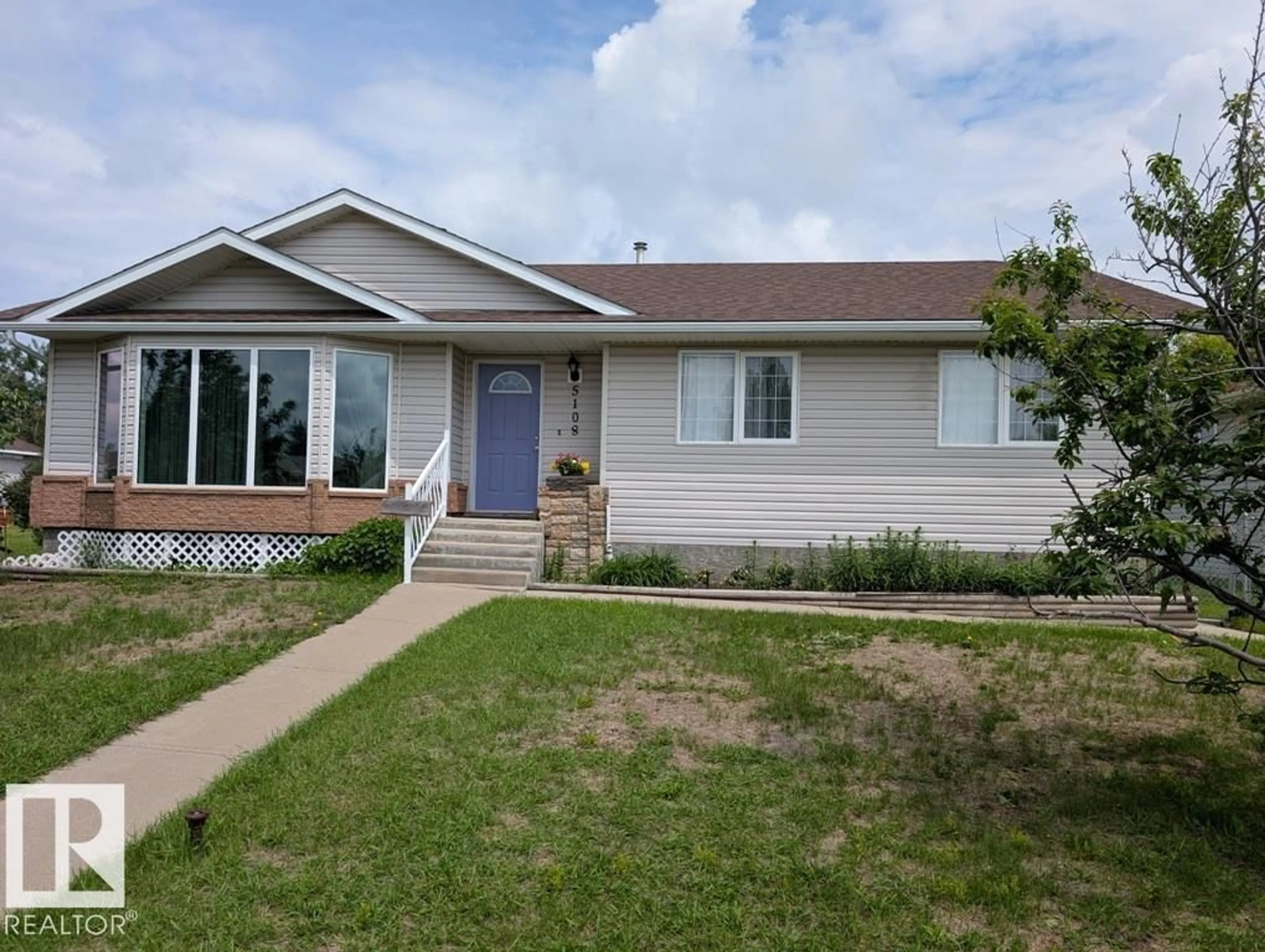 Home with vinyl exterior material, street for 5108 53 AV, Ryley Alberta T0B4A0