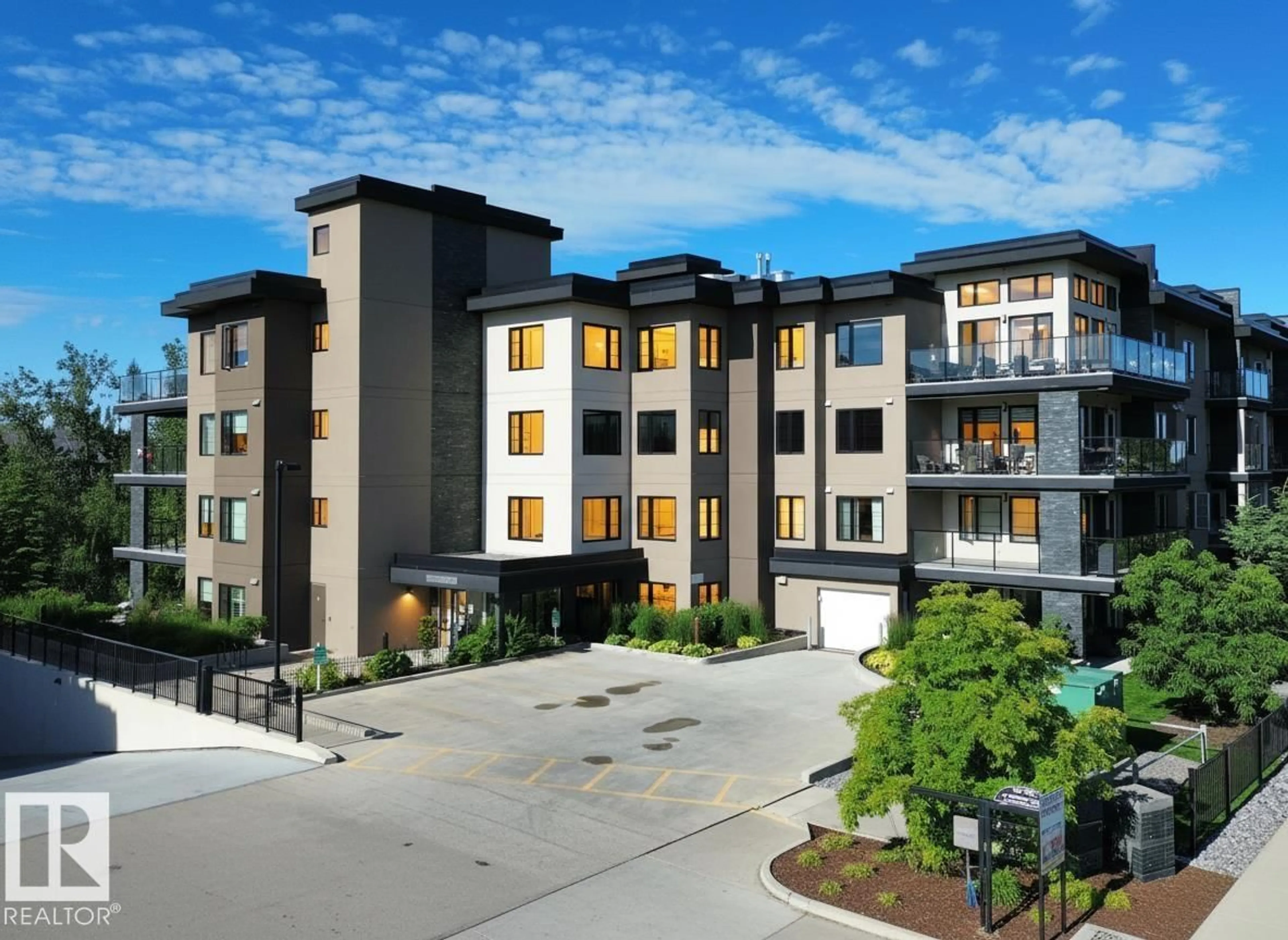Unknown for #211 - 5029 EDGEMONT BV, Edmonton Alberta T6M0S8