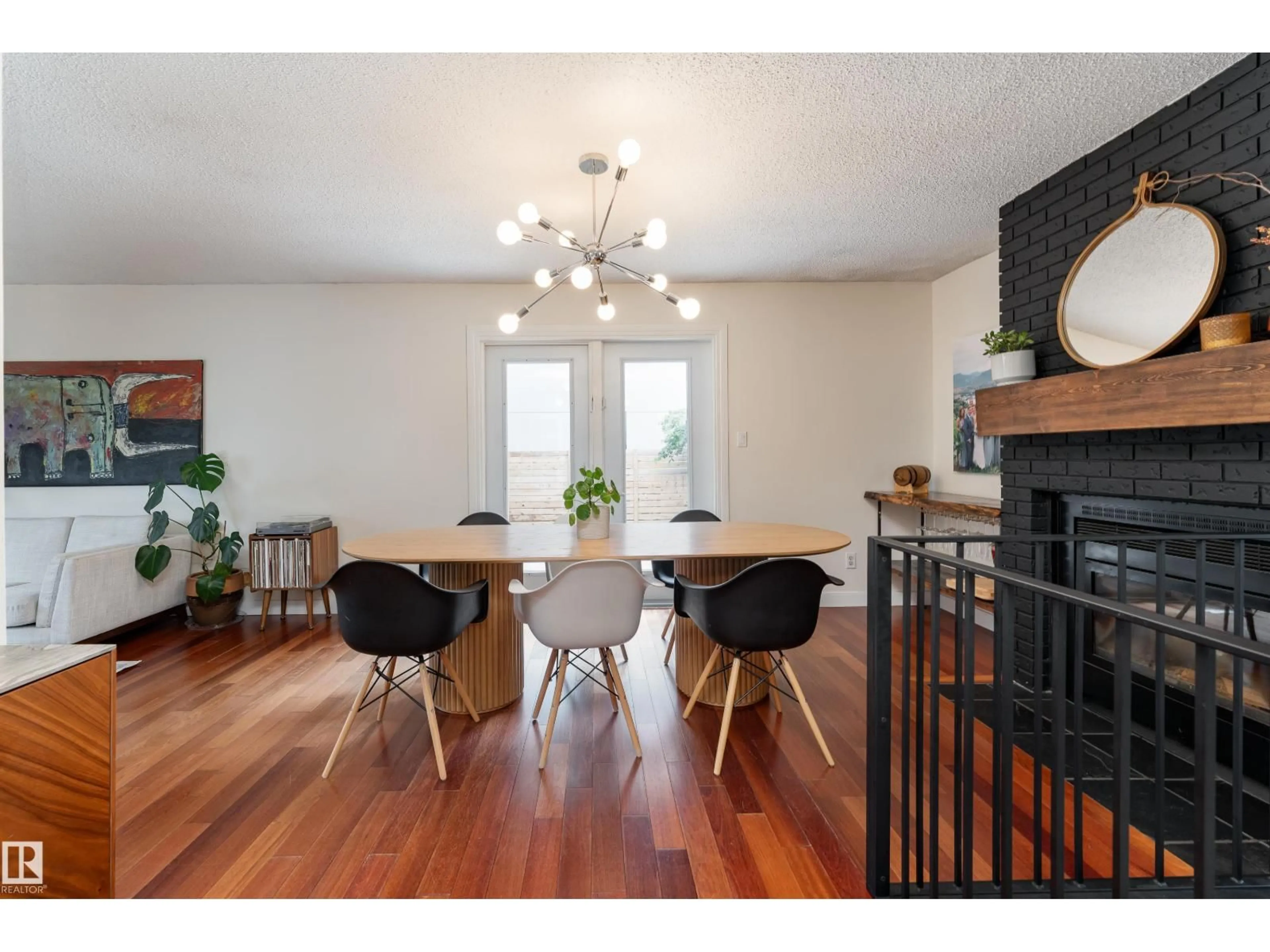 Dining room, wood/laminate floor for NW - 7816 142 ST, Edmonton Alberta T5R0L8