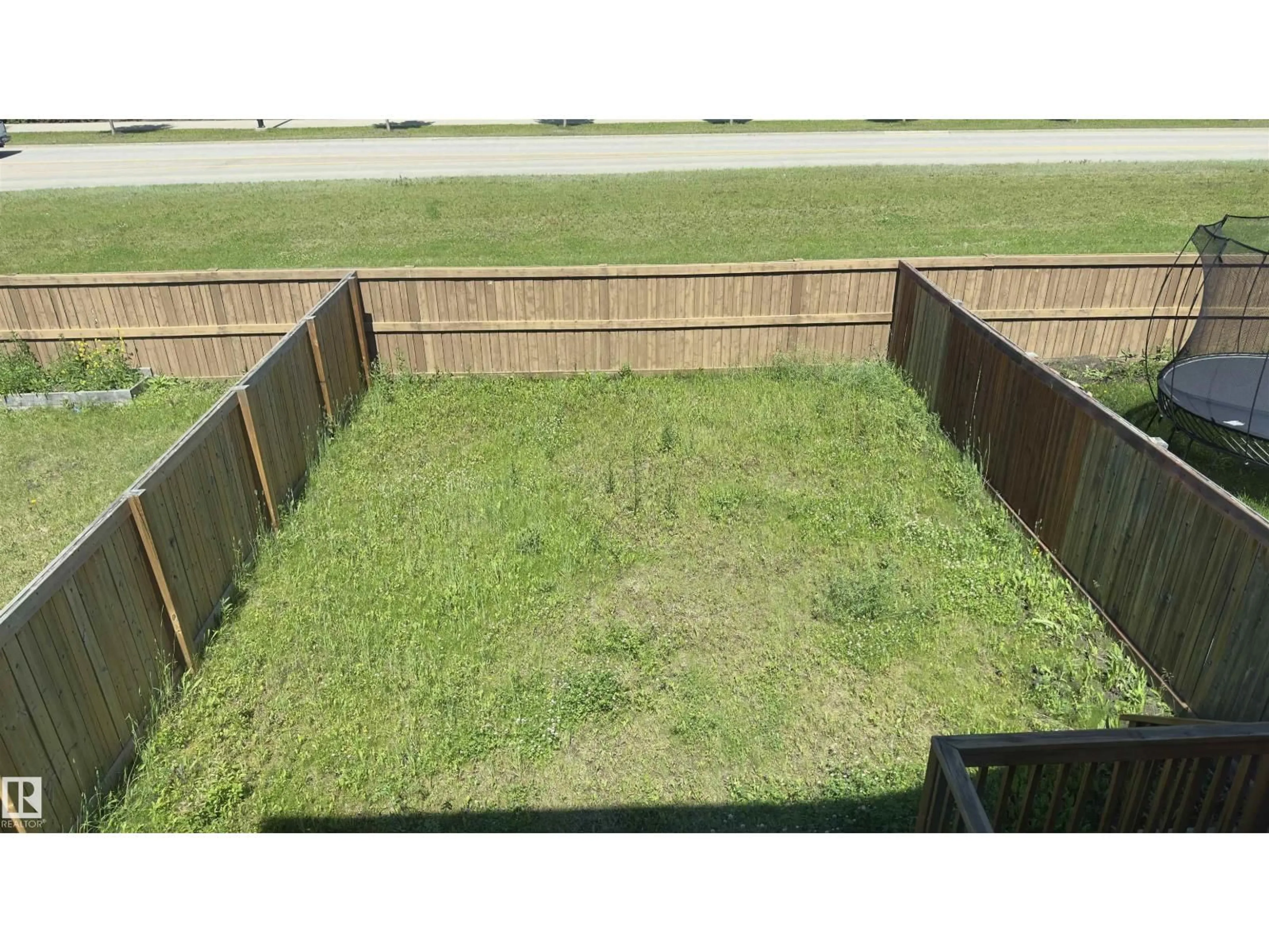 A pic from outside/outdoor area/front of a property/back of a property/a pic from drone, water/lake/river/ocean view for 2236 CASEY CR, Edmonton Alberta T6W3M6