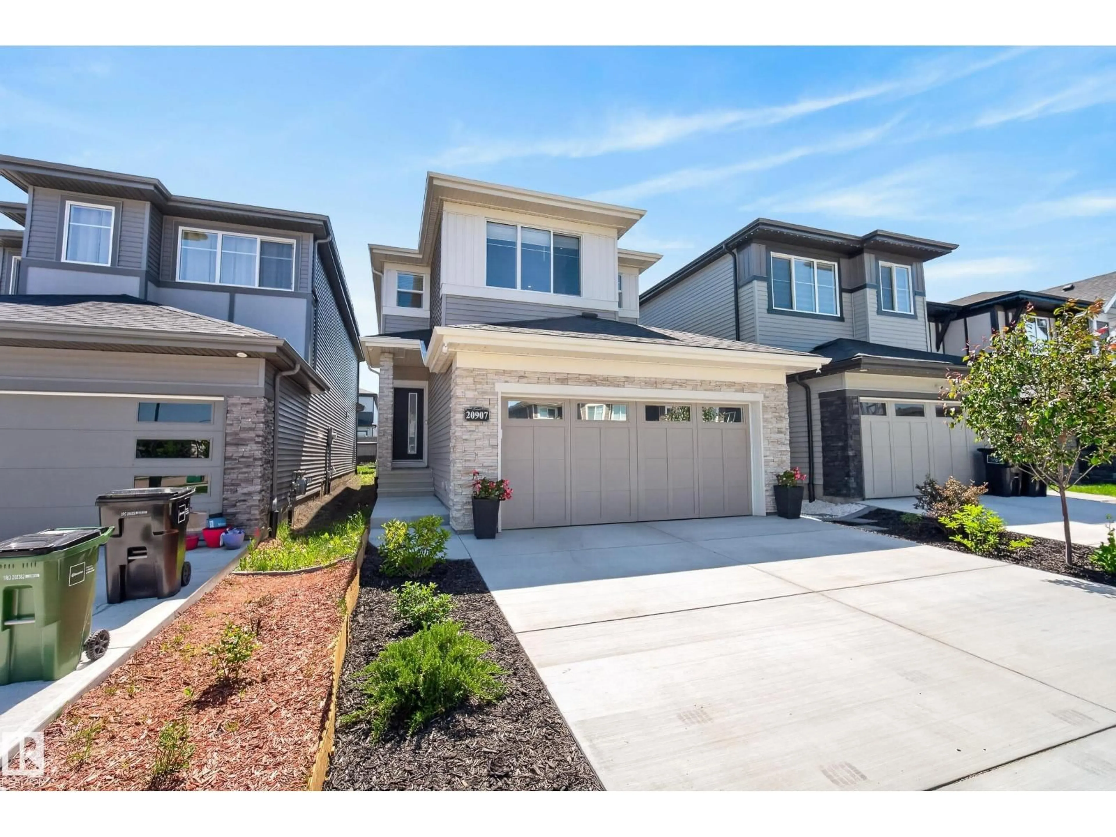 Unknown for 20907 131 AV, Edmonton Alberta T5S0P4