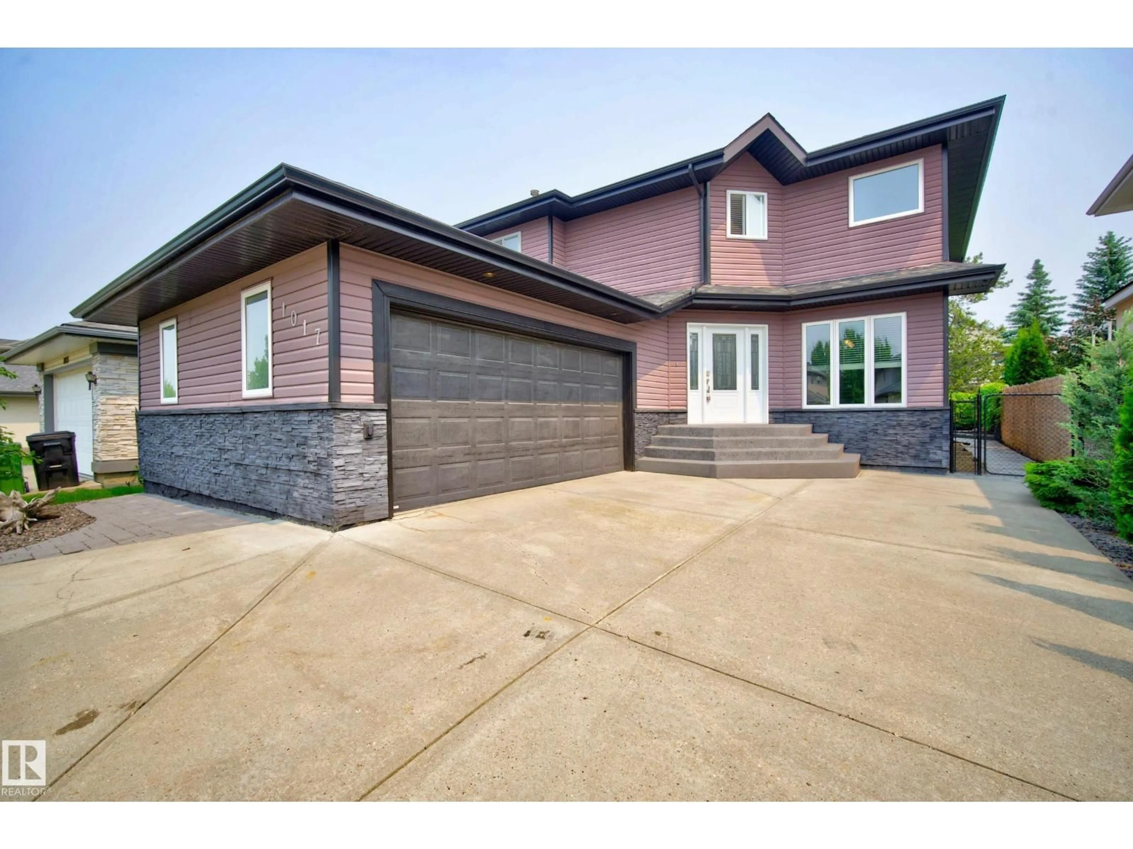 Home with brick exterior material, street for 1017 HOLGATE PL, Edmonton Alberta T6R2T7