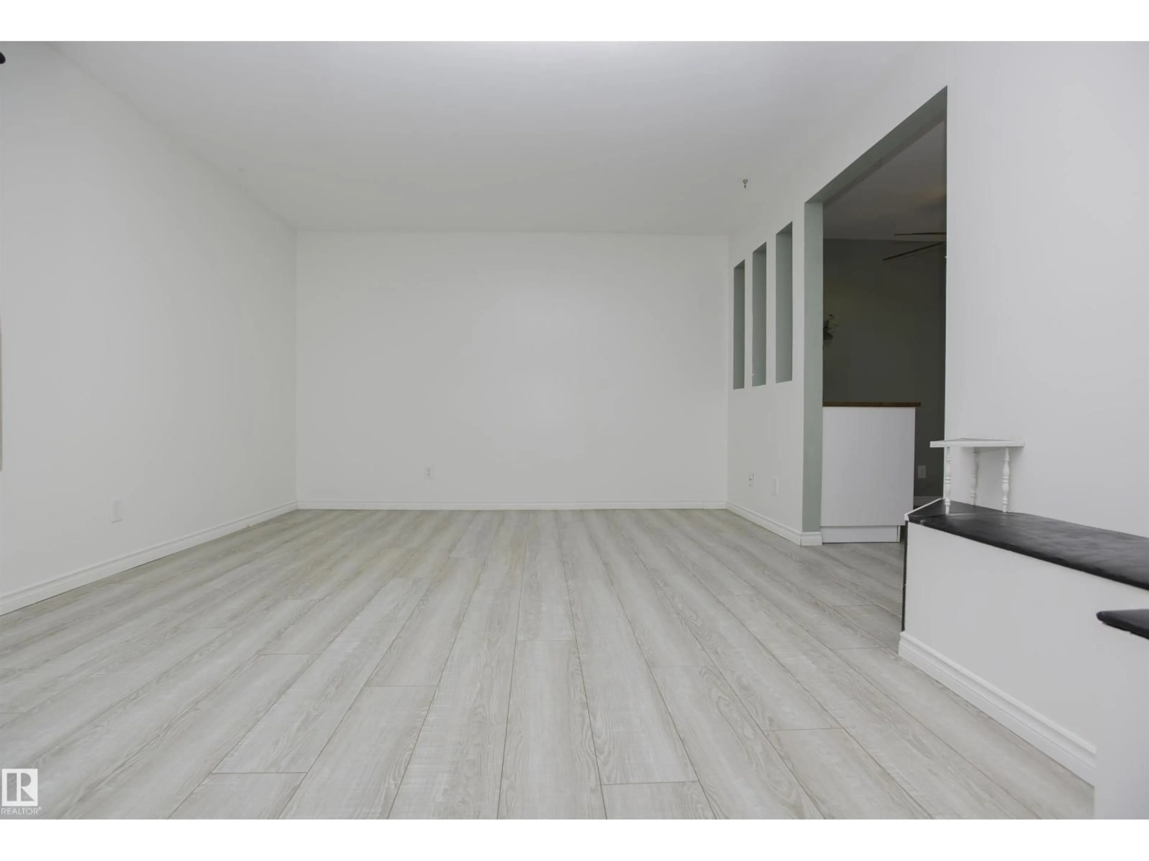 A pic of a room for NW - 3531 46 ST, Edmonton Alberta T6L5C6