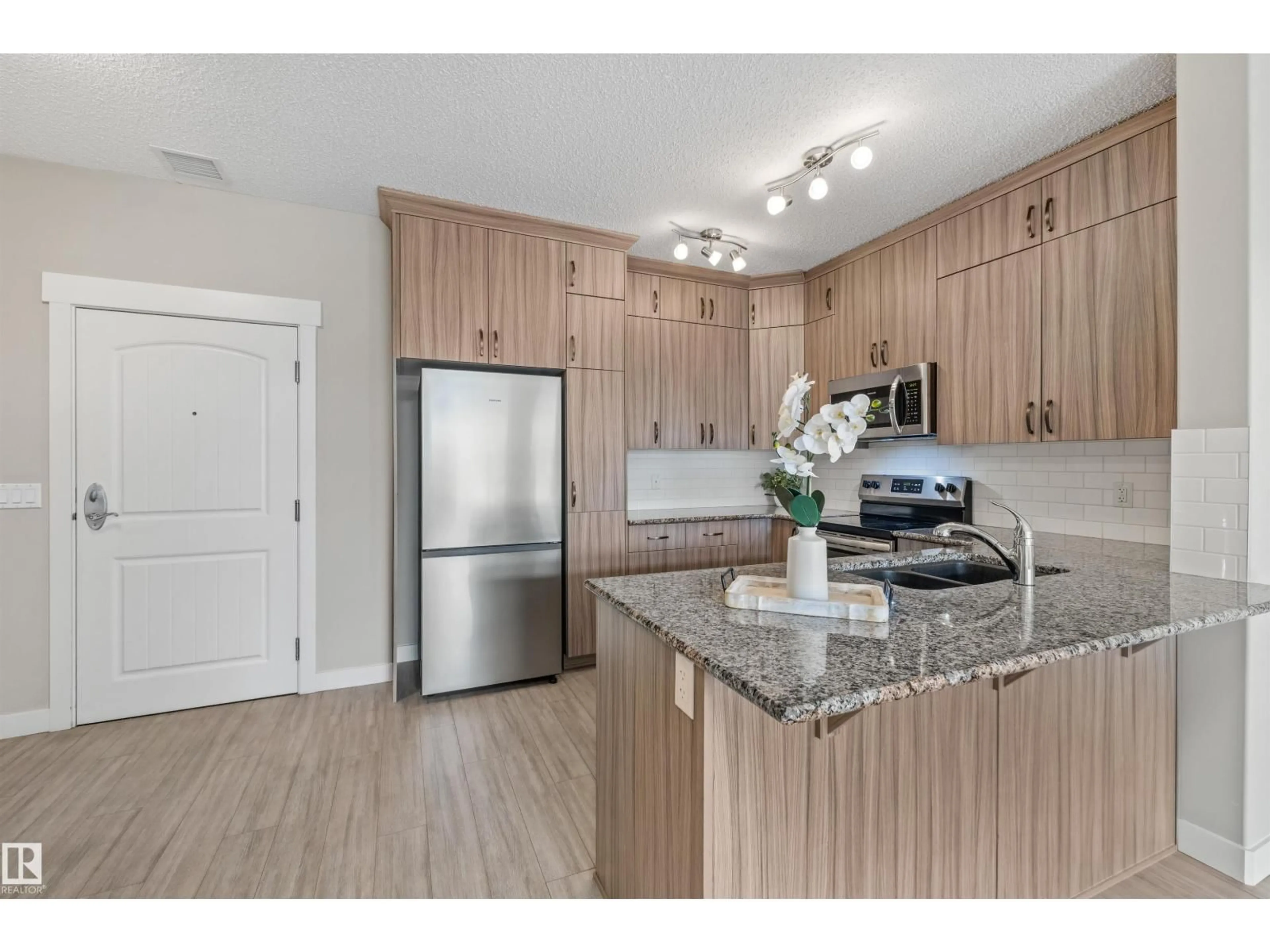Open concept kitchen, unknown for #409 - 511 QUEEN ST, Spruce Grove Alberta T7X0G4
