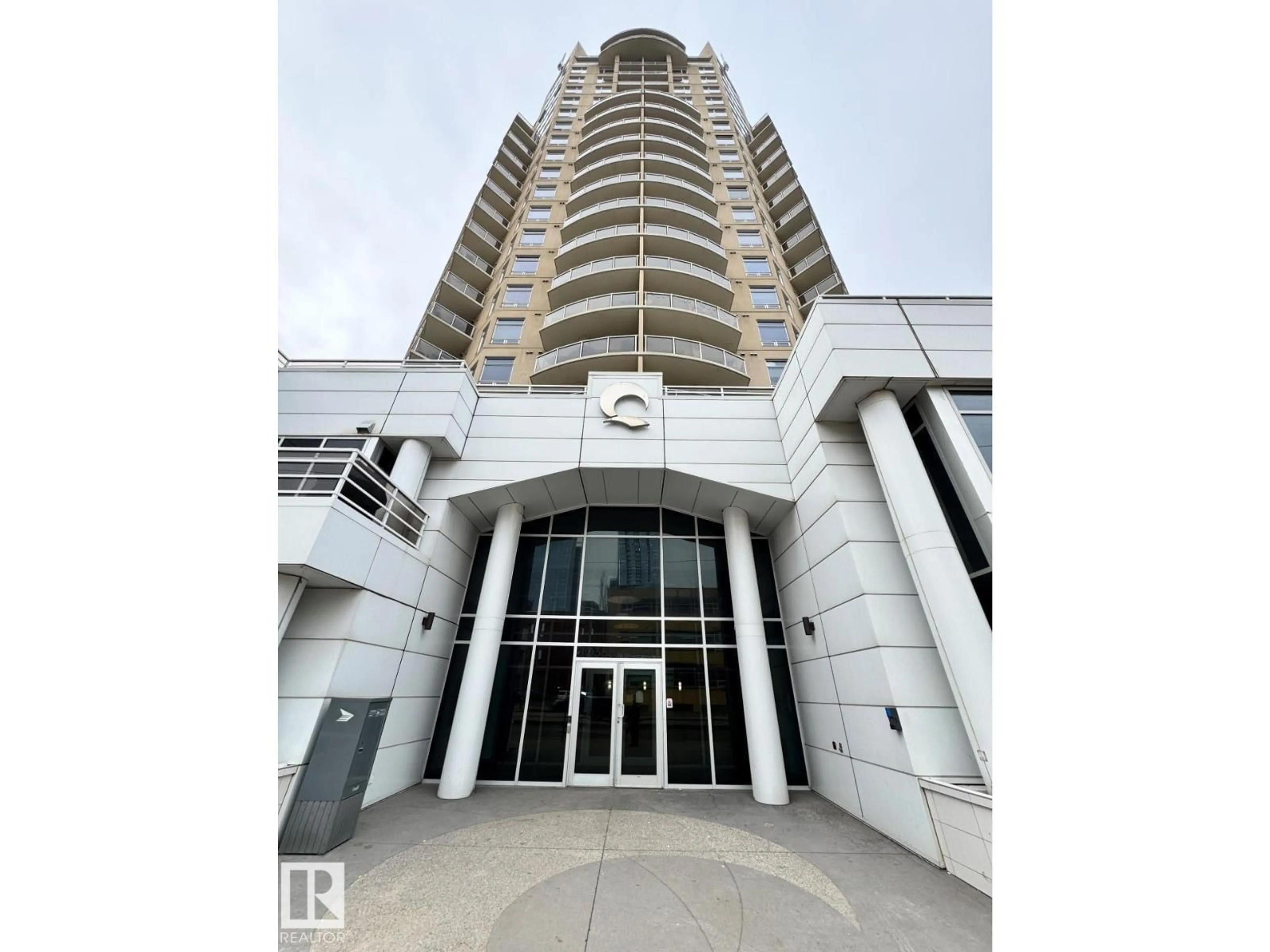 Indoor foyer for 10388 - 1804 105 ST, Edmonton Alberta T5J0C2