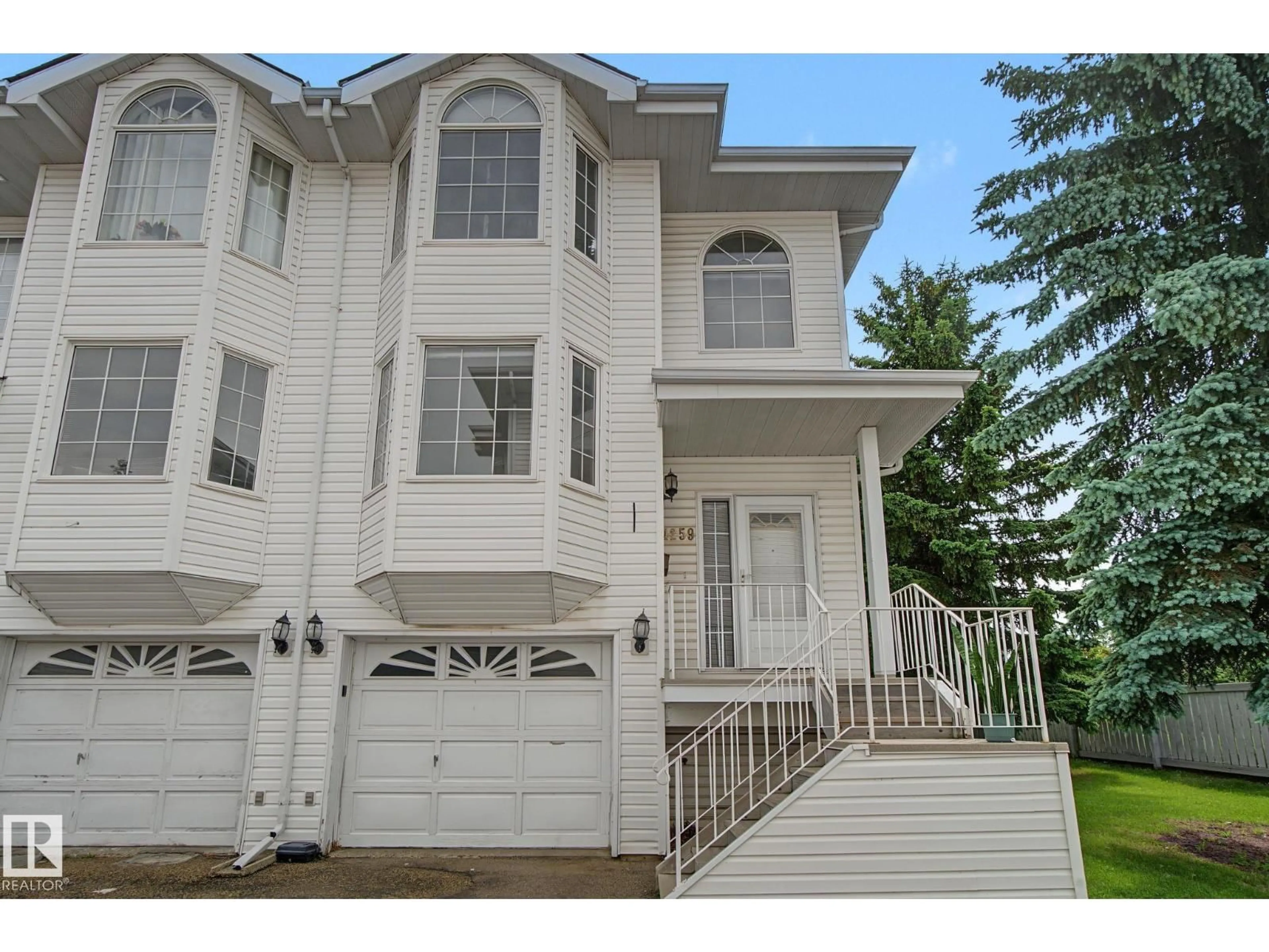 Home with vinyl exterior material, street for 4259 29 AV, Edmonton Alberta T6L6W5