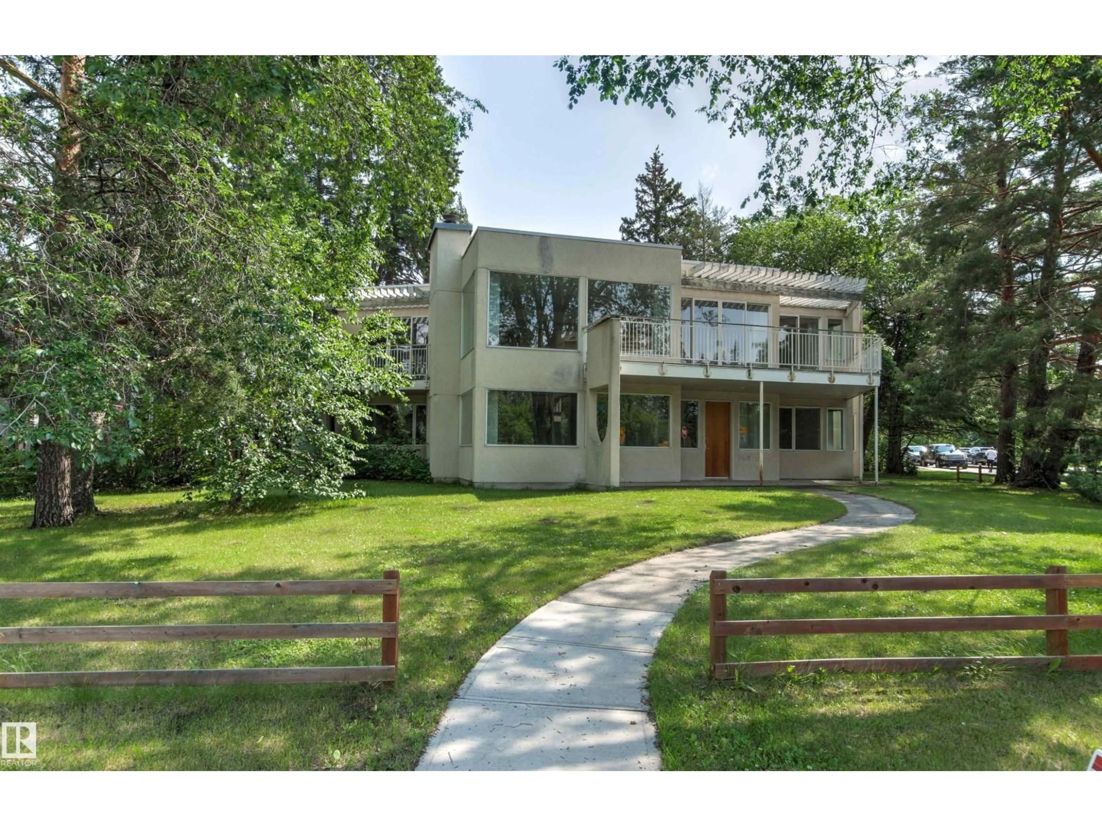 Unknown for 7415 SASKATCHEWAN DR, Edmonton Alberta T6G2A5