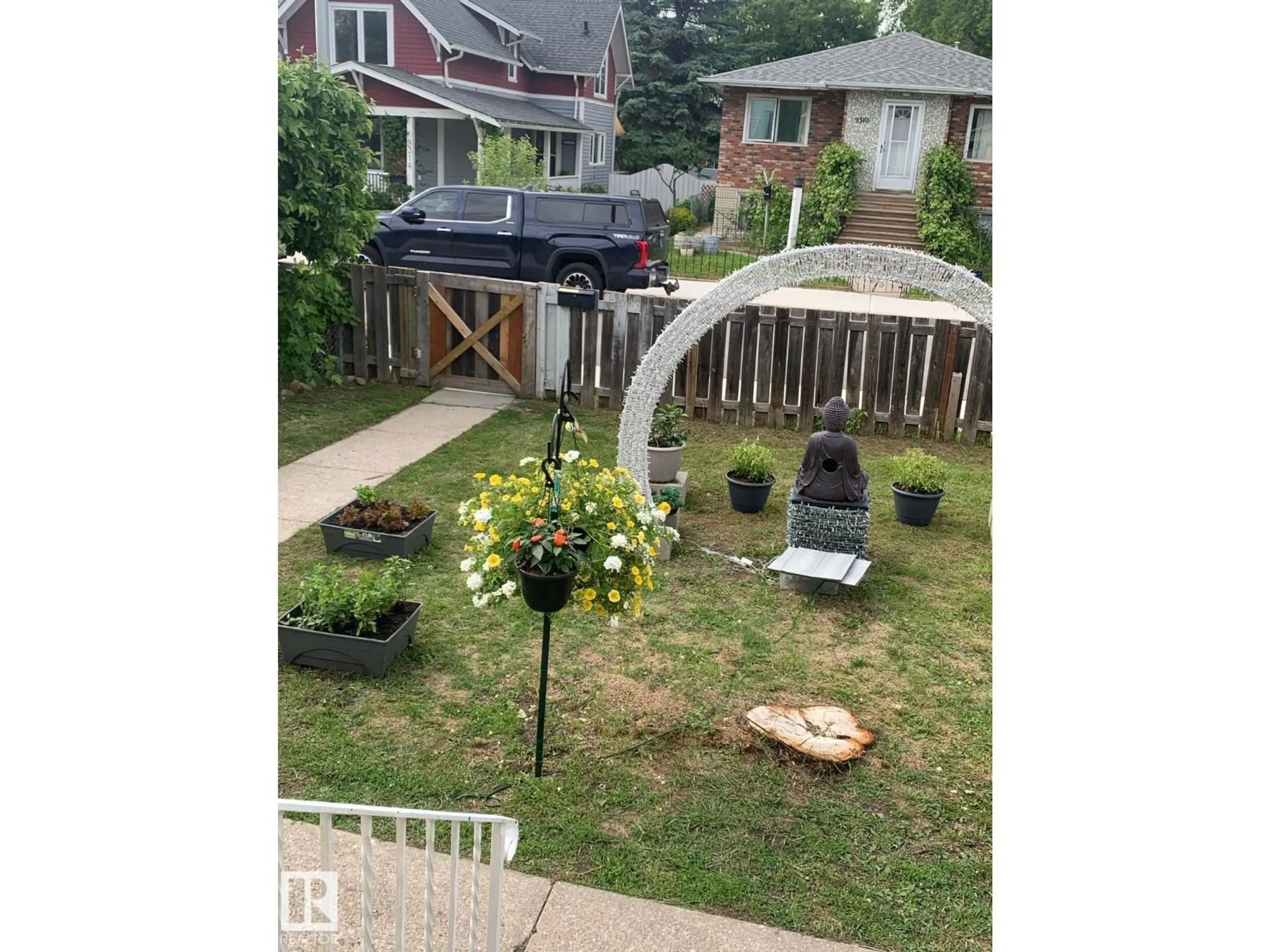 Patio, mountain view for 9221 110 AV, Edmonton Alberta T5H1H2