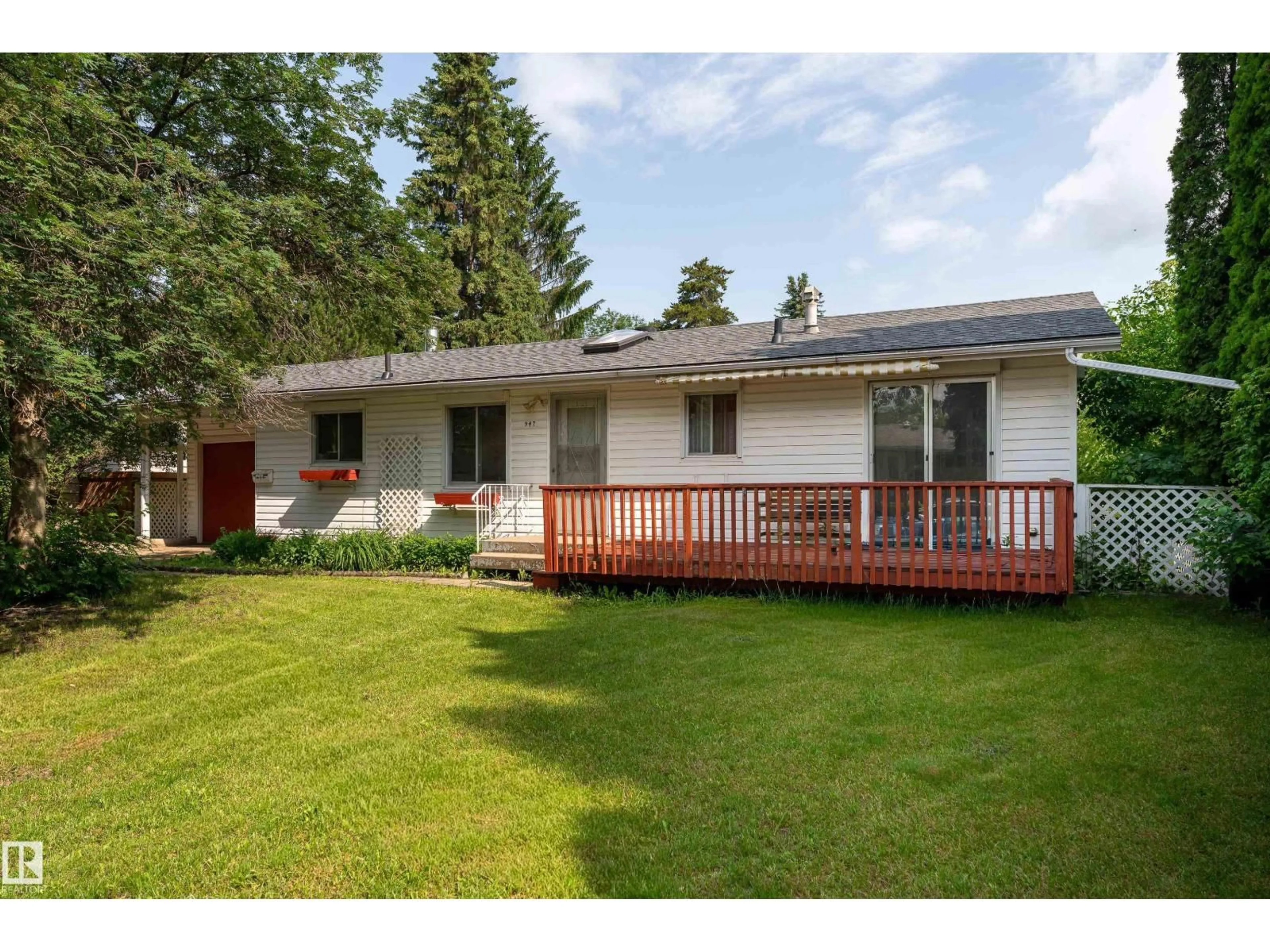 Unknown for 947 ALDER AV, Sherwood Park Alberta T8A1V7