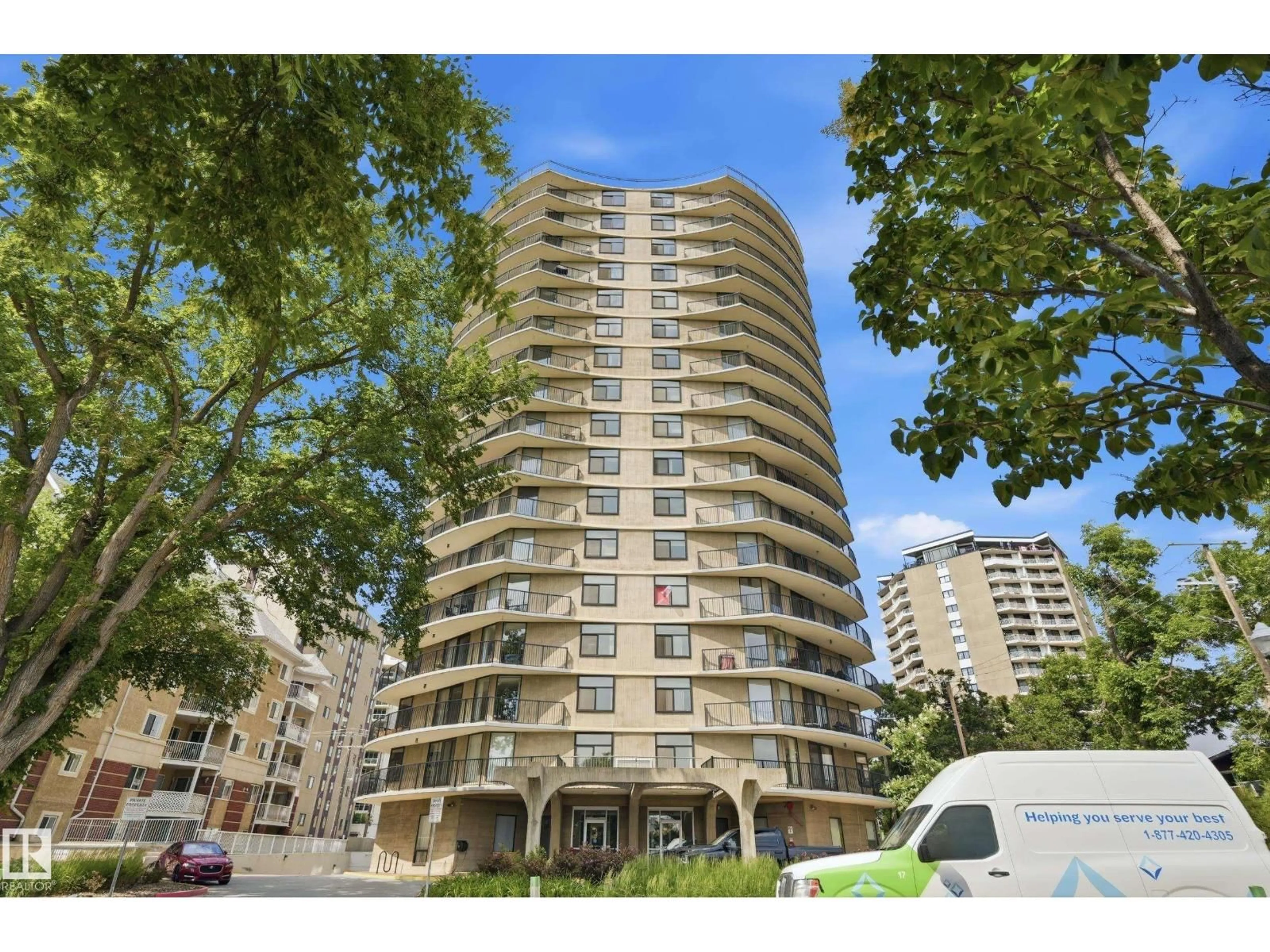 A pic from outside/outdoor area/front of a property/back of a property/a pic from drone, unknown for 504 - 11710 100 AV, Edmonton Alberta T5K2G3