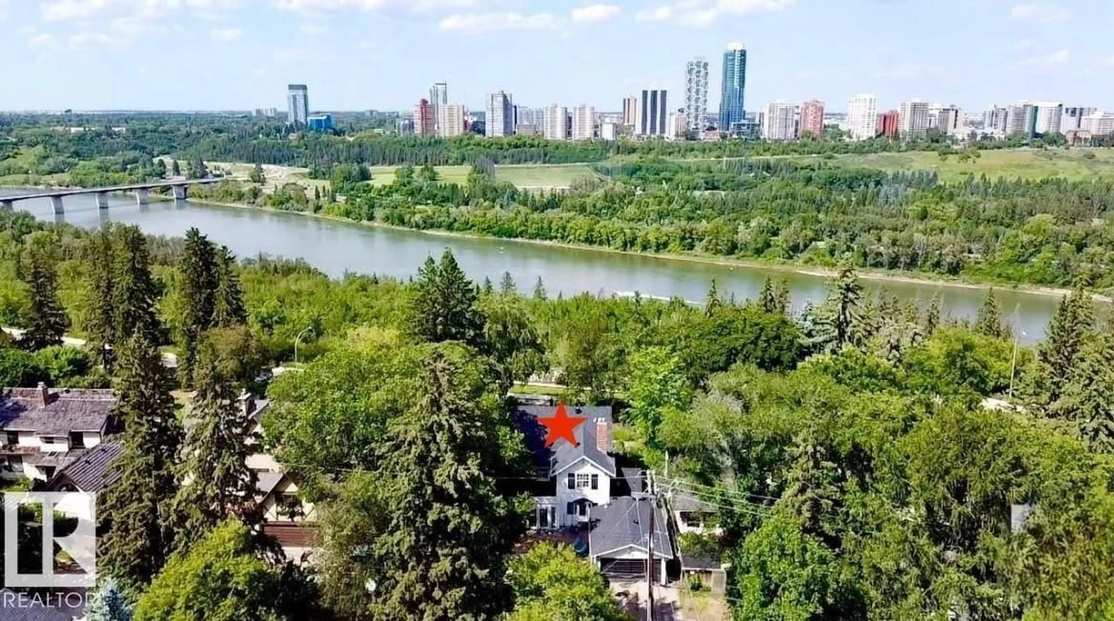 A pic from outside/outdoor area/front of a property/back of a property/a pic from drone, city buildings view from balcony for 11619 SASKATCHEWAN DR, Edmonton Alberta T6G2B5