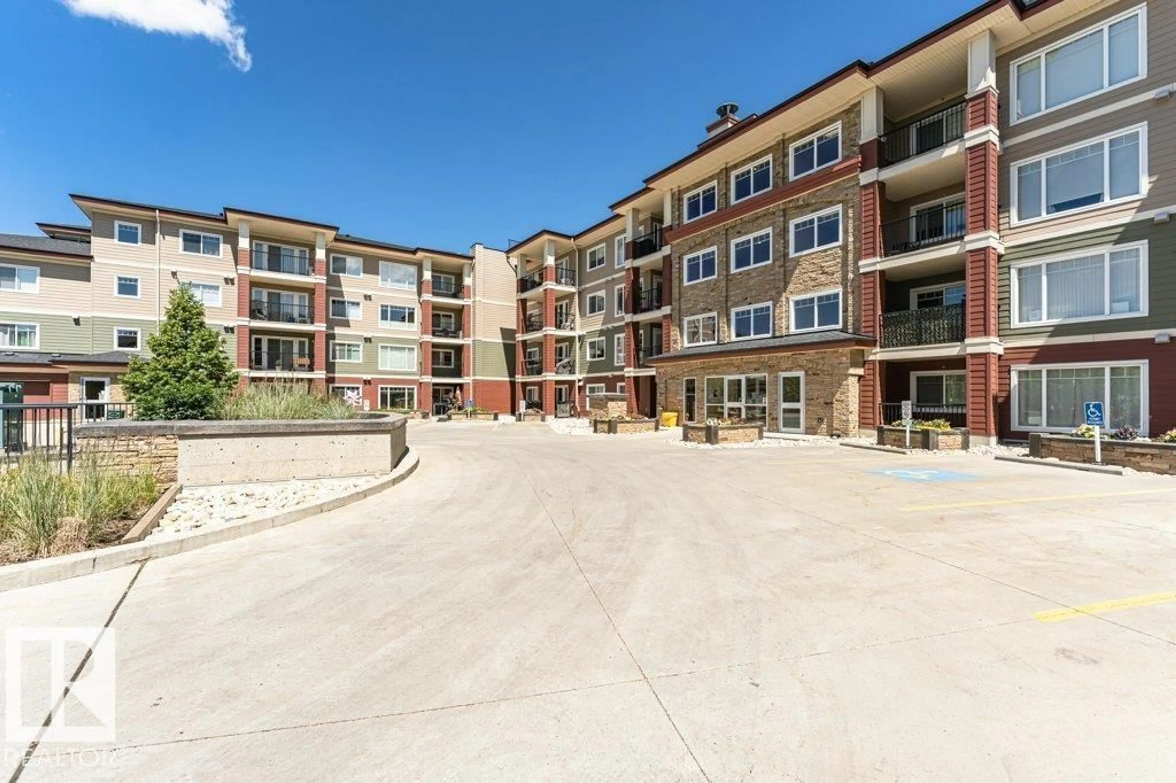 Patio, building for #207 - 7021 SOUTH TERWILLEGAR DR, Edmonton Alberta T6R0W5