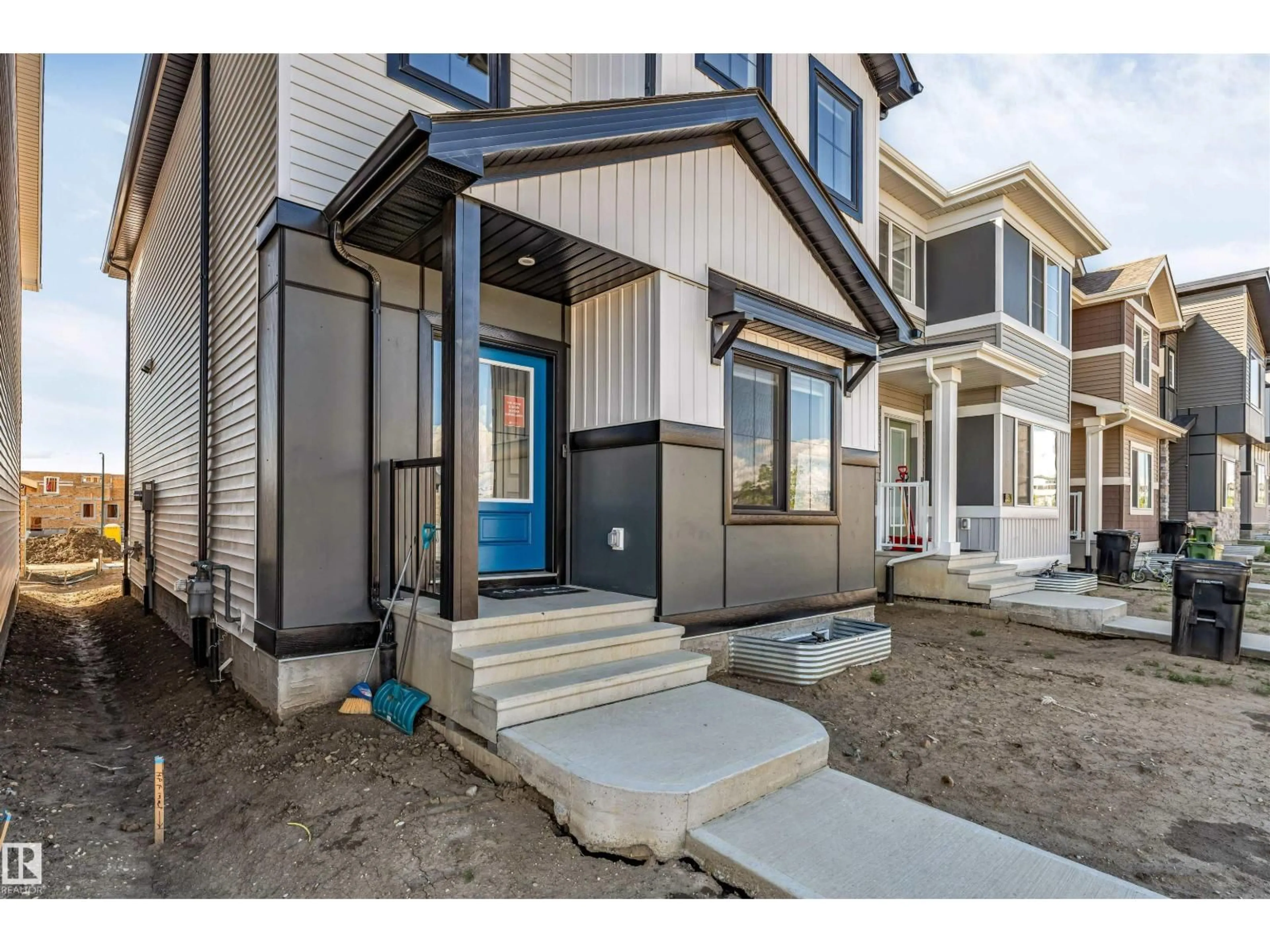 Unknown for 788 MATTSON DR, Edmonton Alberta T6X1A3