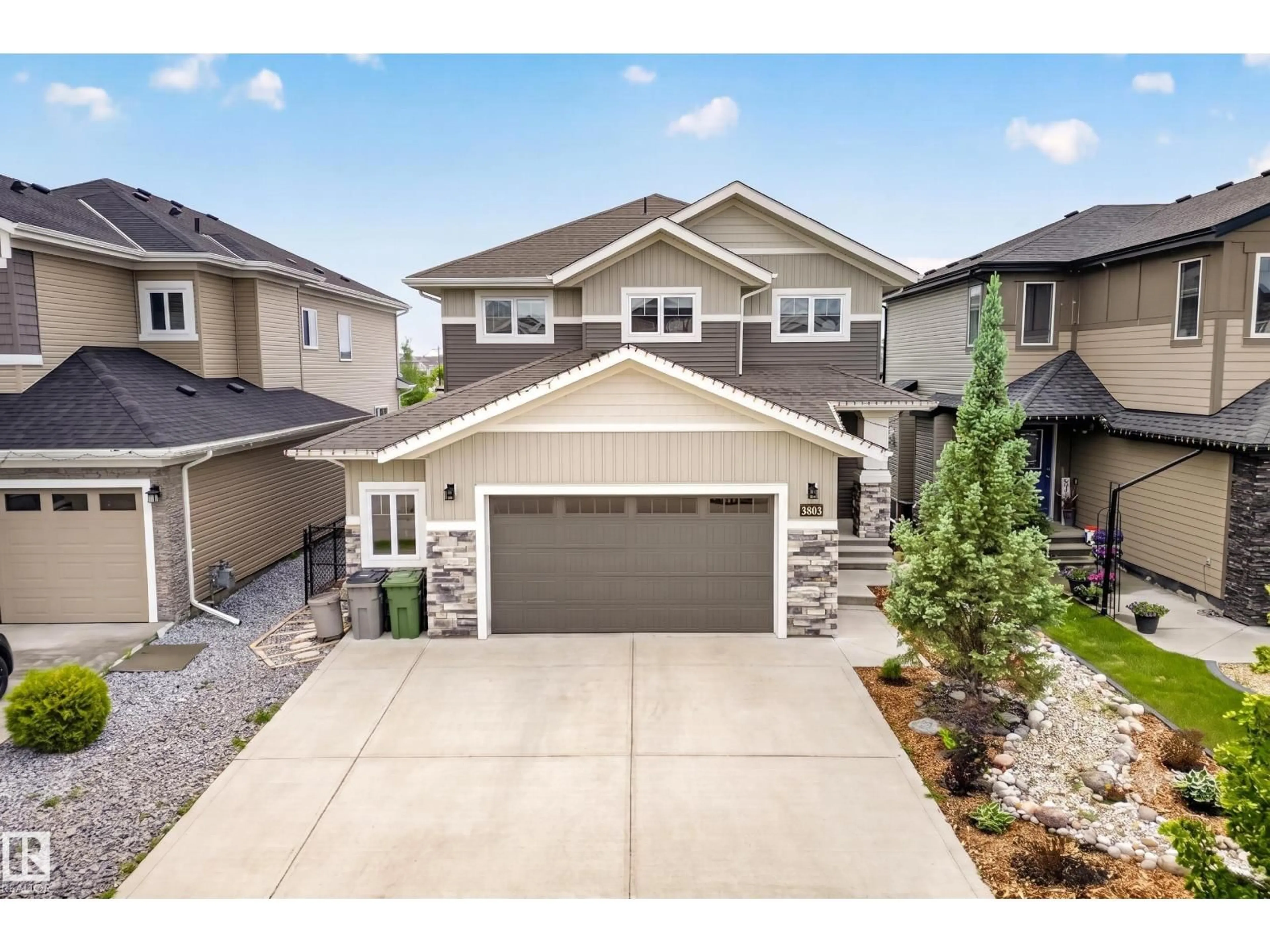 Home with vinyl exterior material, street for 3803 48 AV, Beaumont Alberta T4X1C4