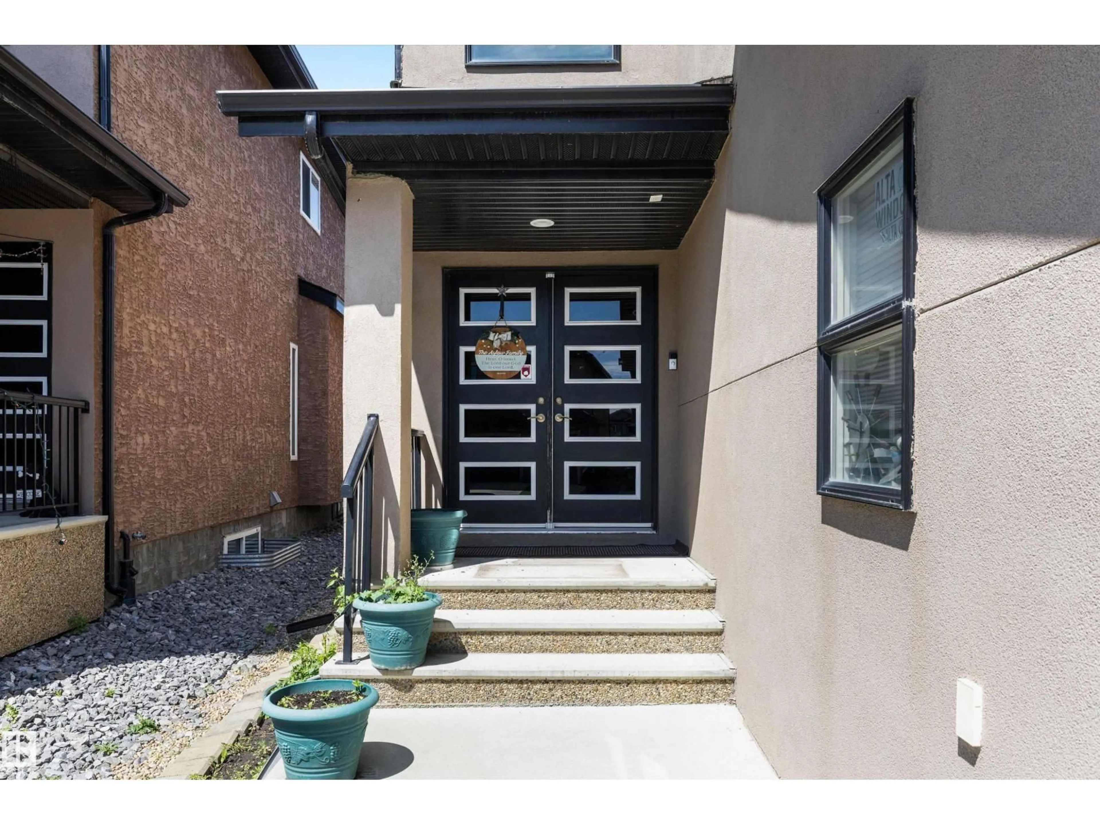 Indoor entryway for NW - 16742 61 ST, Edmonton Alberta T5Y0W7