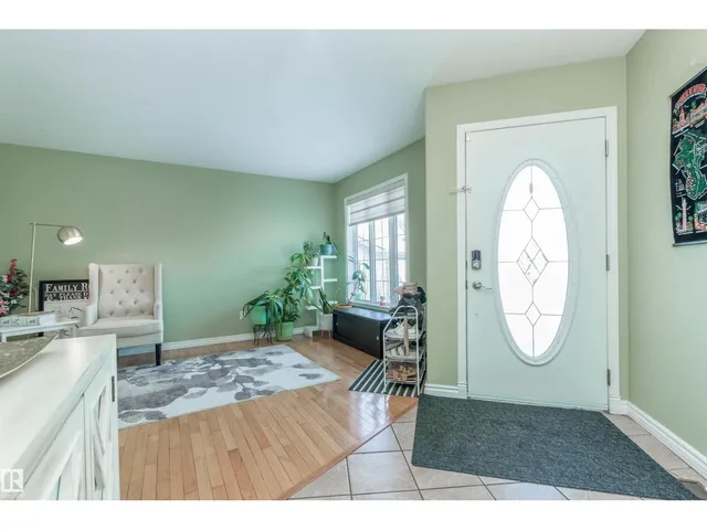 NW - 330 HUFFMAN CR, Edmonton 2