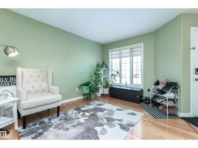 NW - 330 HUFFMAN CR, Edmonton 5