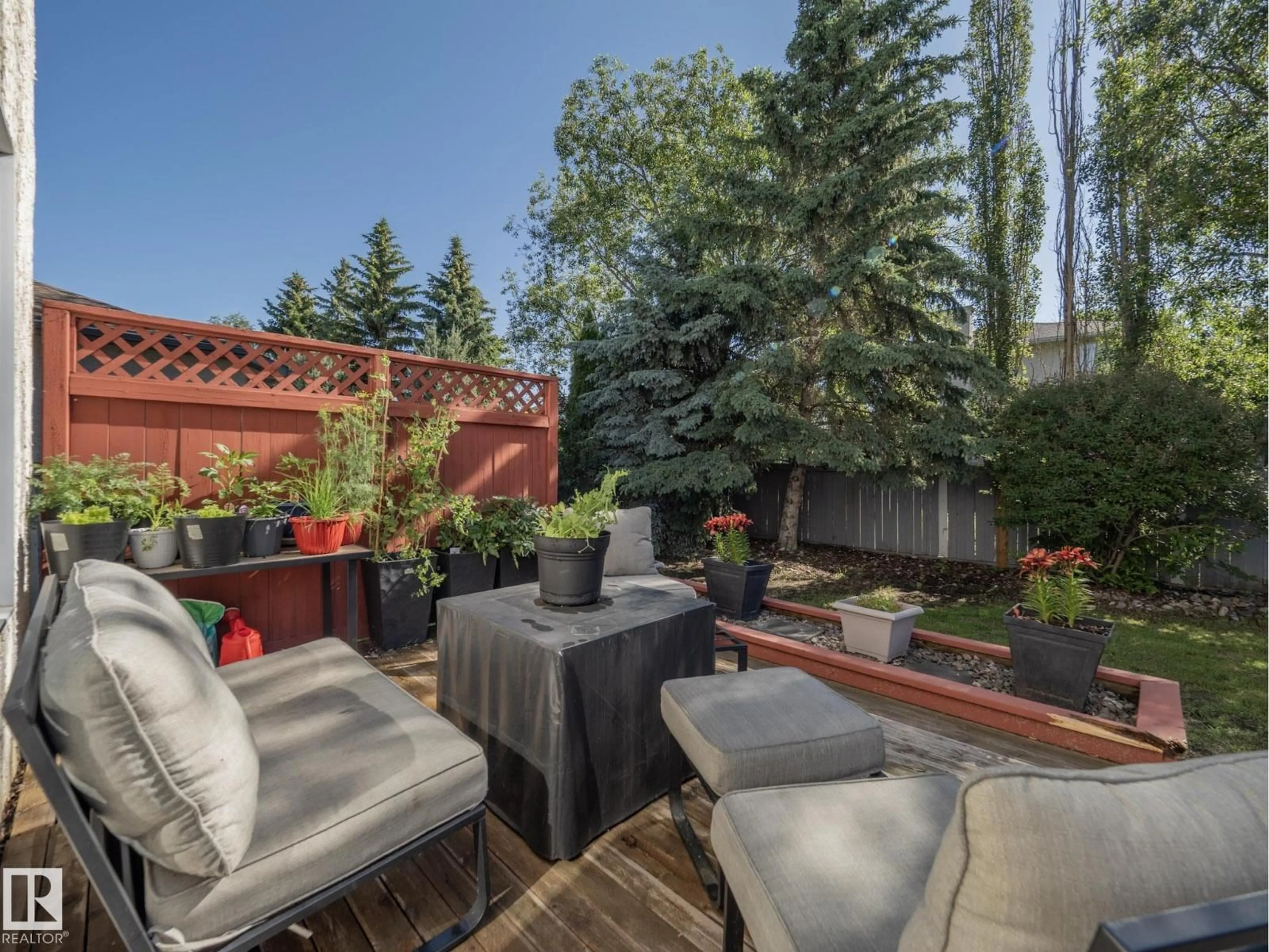 Patio, street for 43 HOLMGREN CR, St. Albert Alberta T8N5V3