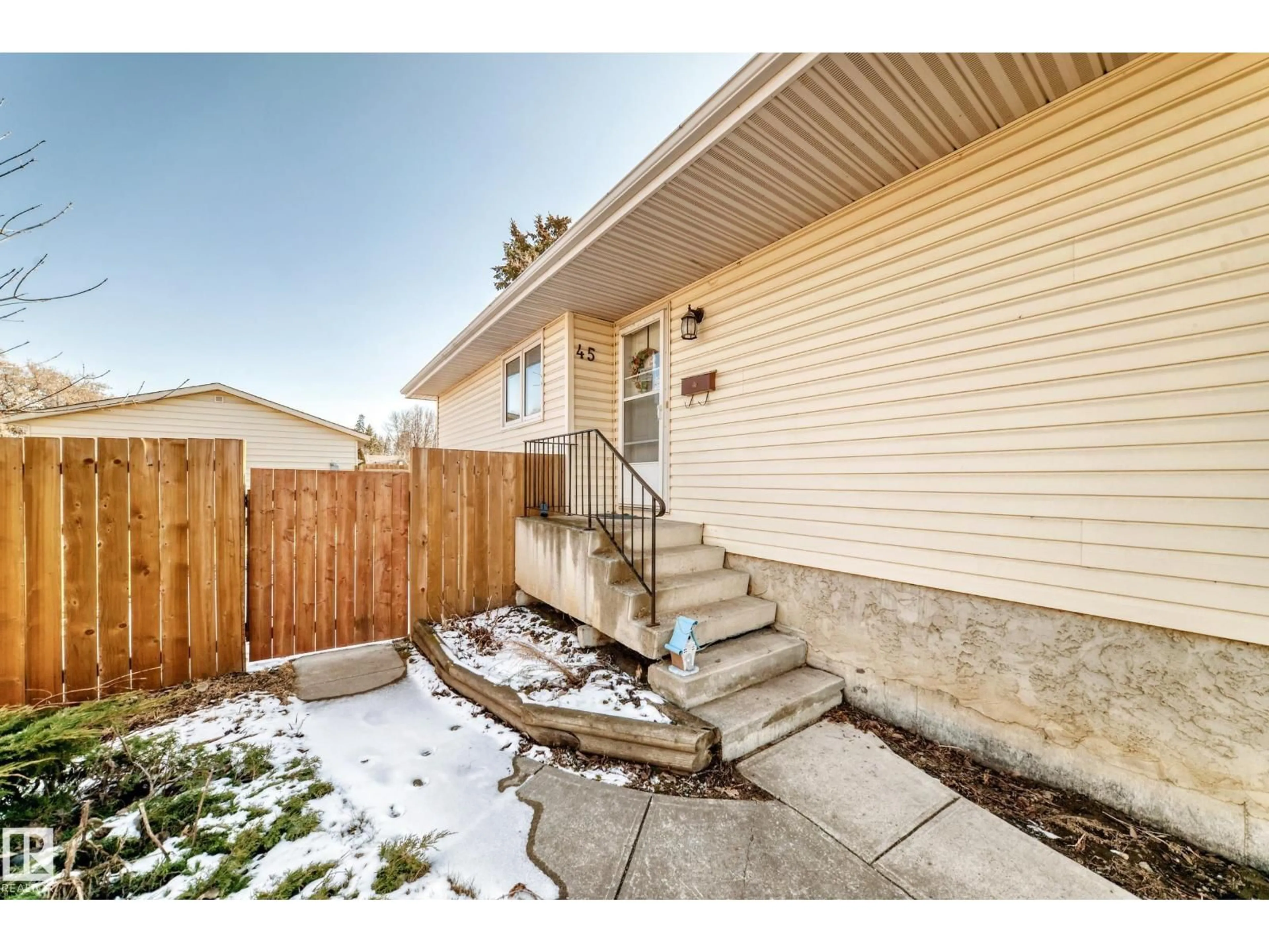 Unknown for 45 OATWAY DR, Stony Plain Alberta T7Z1G5