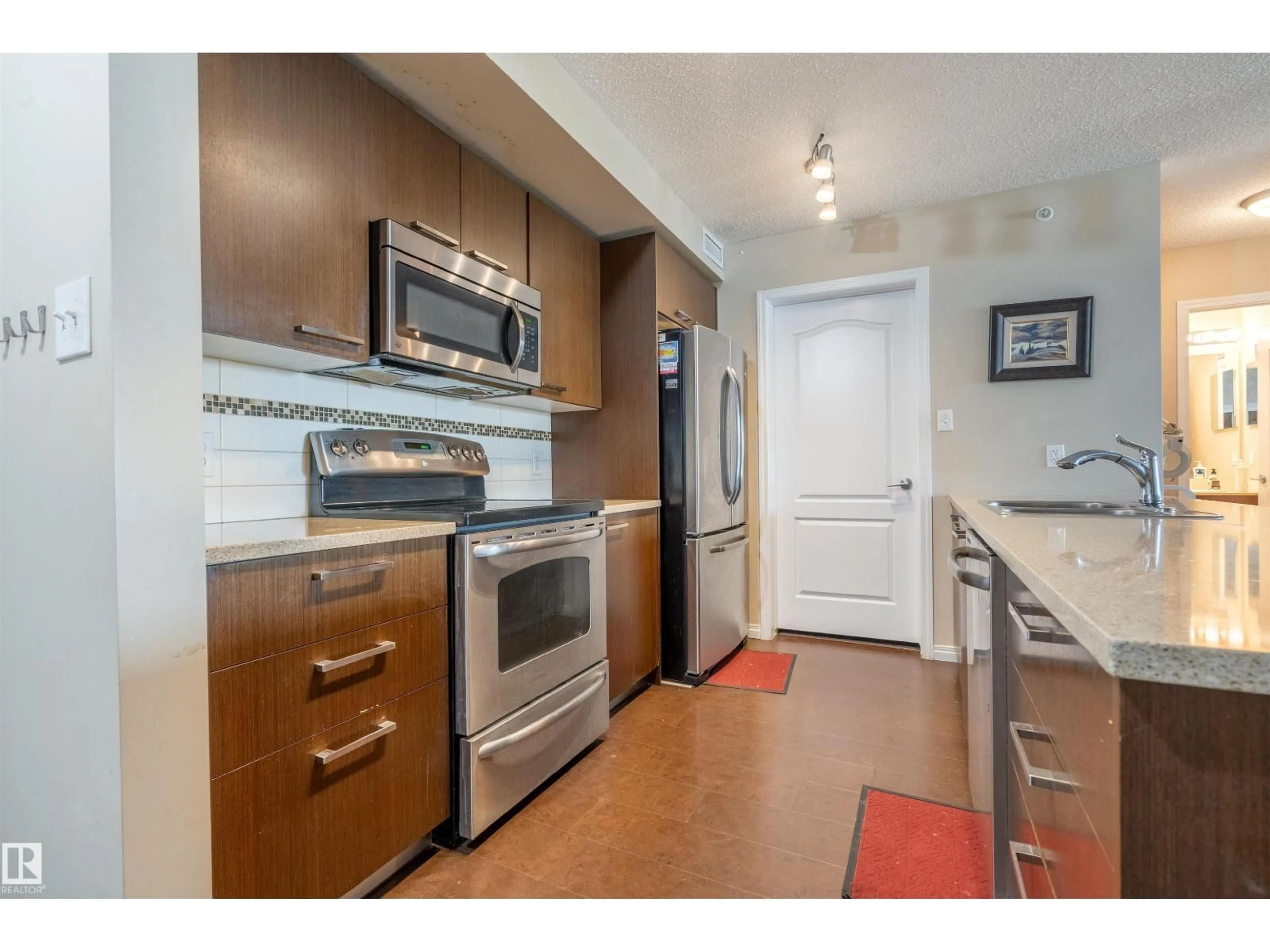 Standard kitchen, unknown for 2401 - 7343 SOUTH TERWILLEGAR DR, Edmonton Alberta T6R0M2