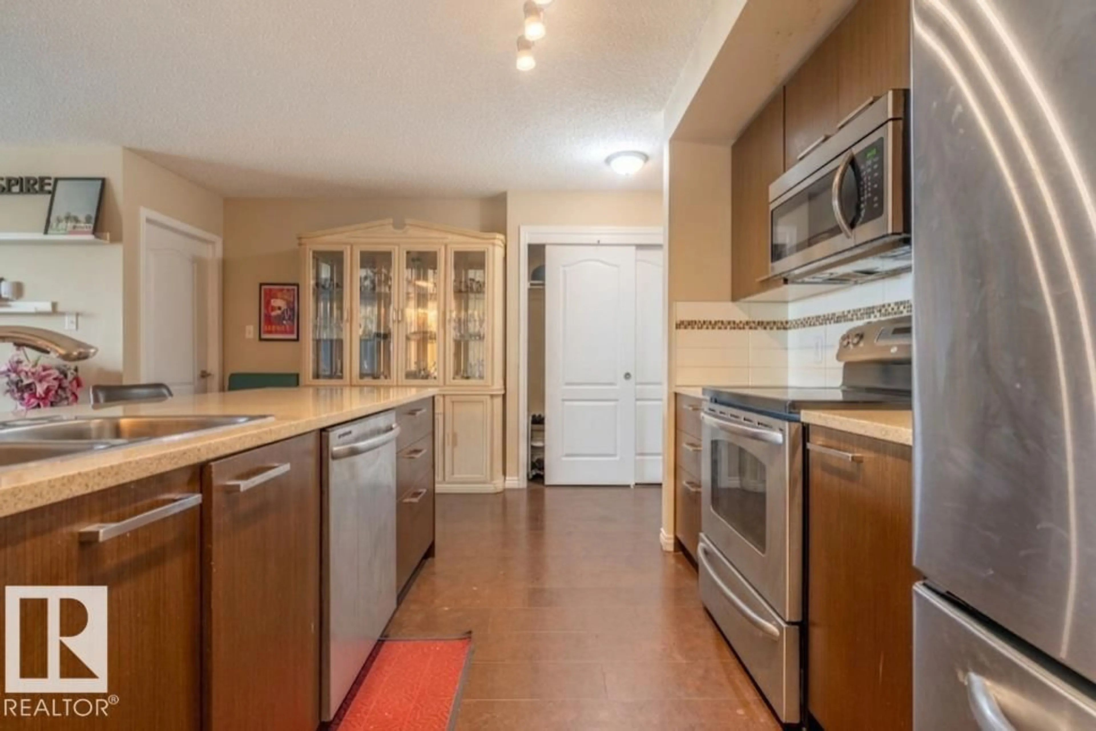 Standard kitchen, unknown for 2401 - 7343 SOUTH TERWILLEGAR DR, Edmonton Alberta T6R0M2