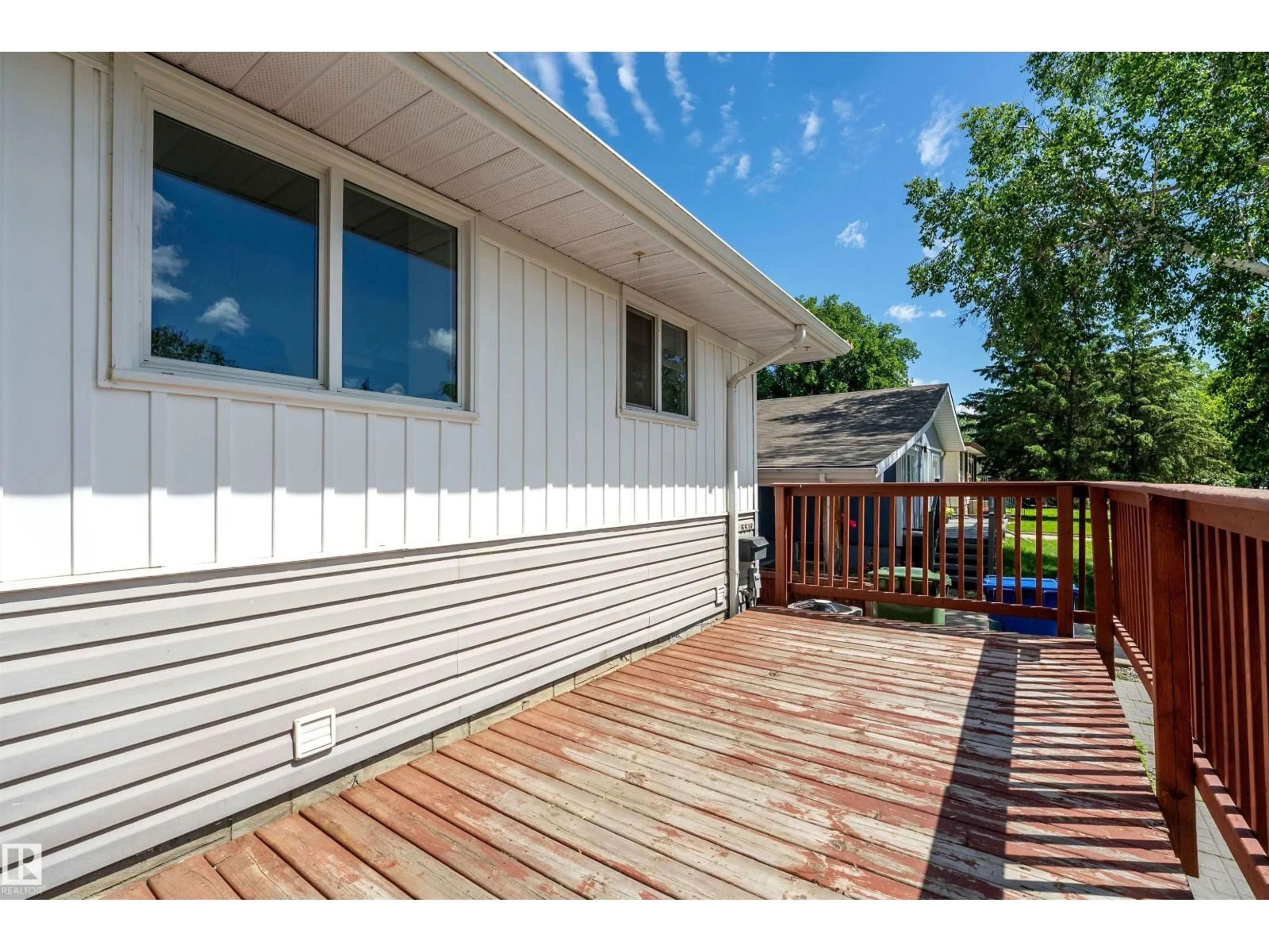 Home with vinyl exterior material, unknown for 5516 47A AV, Wetaskiwin Alberta T9A0M1