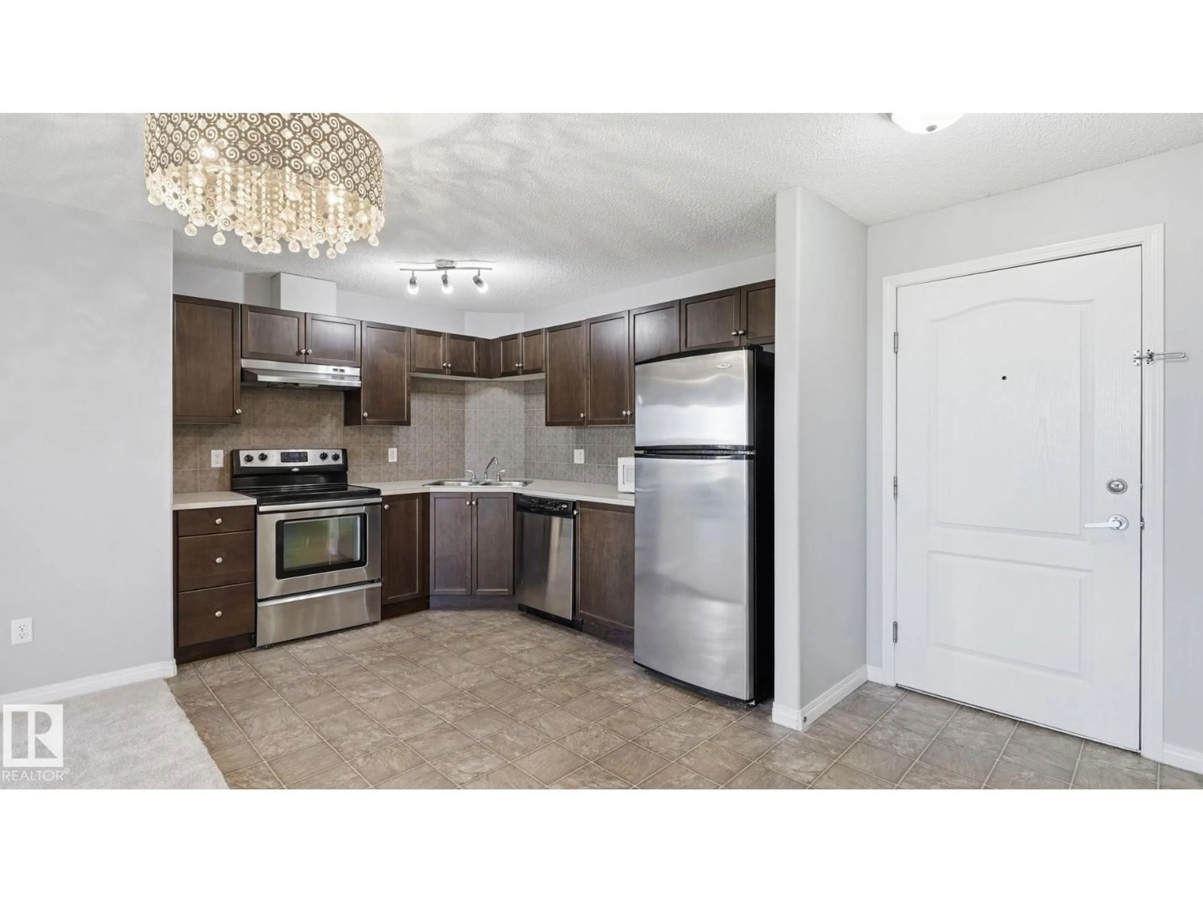 Standard kitchen, unknown for 7327 - 7319 SOUTH TERWILLEGAR DR, Edmonton Alberta T6R0M2