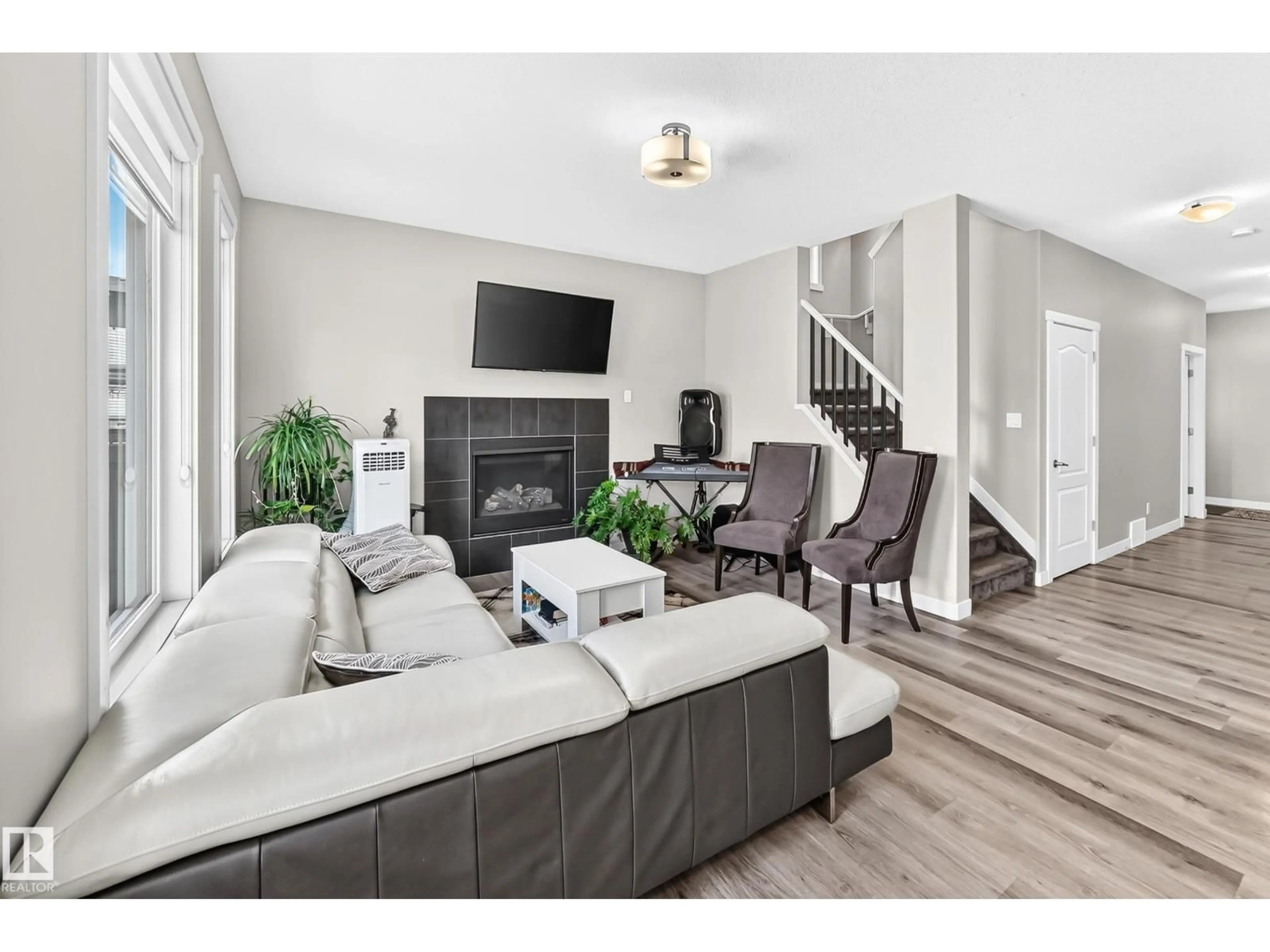 Living room with furniture, unknown for 5719 GREENOUGH LANDING LD, Edmonton Alberta T5T7C8