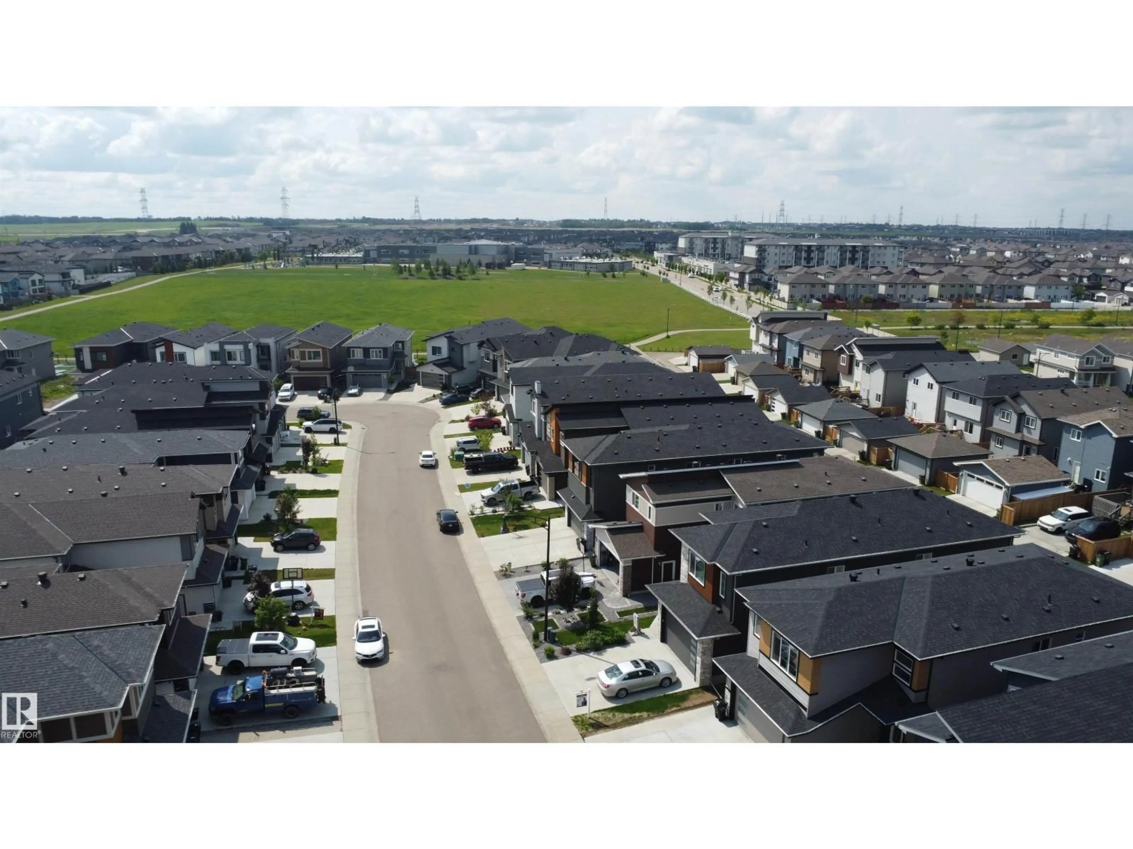 A pic from outside/outdoor area/front of a property/back of a property/a pic from drone, street for 1836 22 ST, Edmonton Alberta T6T2M5