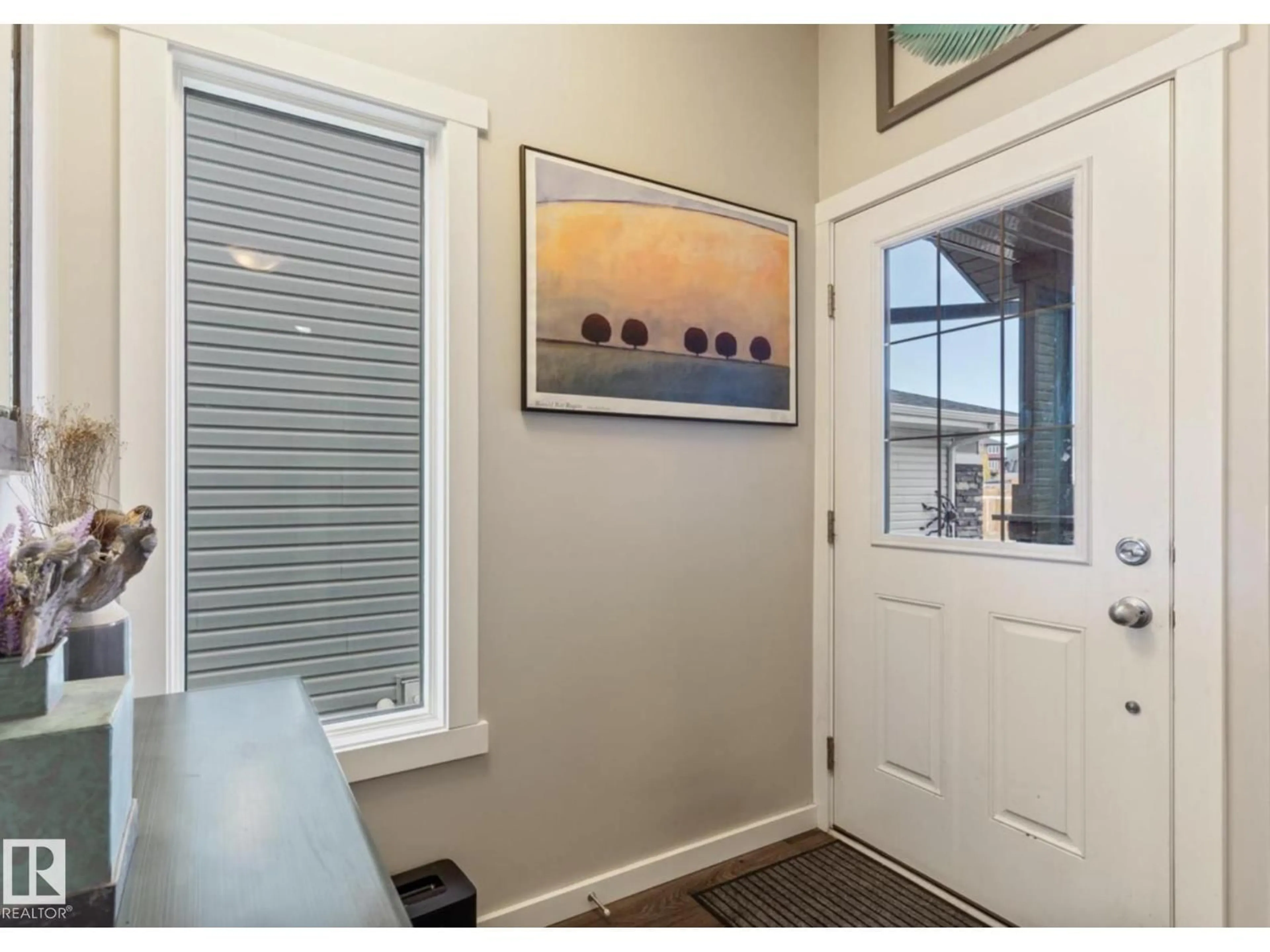 Indoor entryway for NW - 12737 205 STREET, Edmonton Alberta T5S0L8