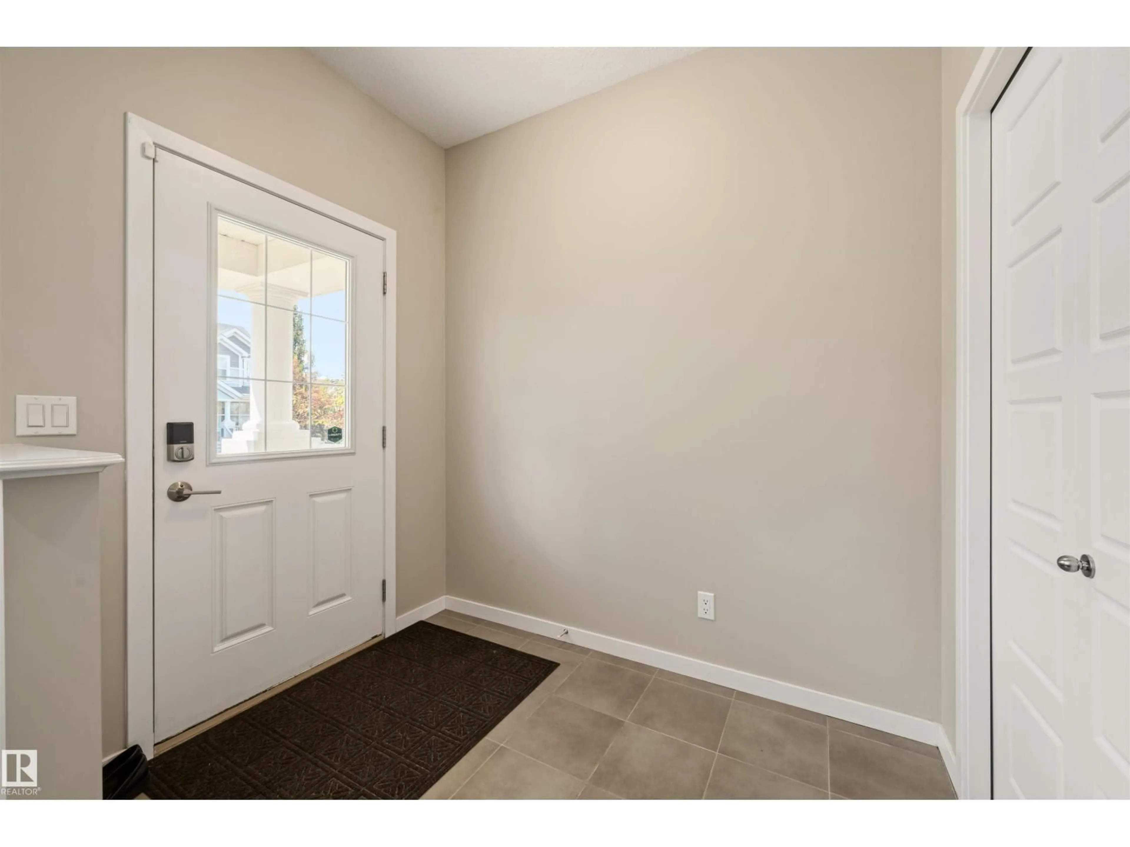 Indoor entryway for SW - 2313 69A ST, Edmonton Alberta T6X1Z3