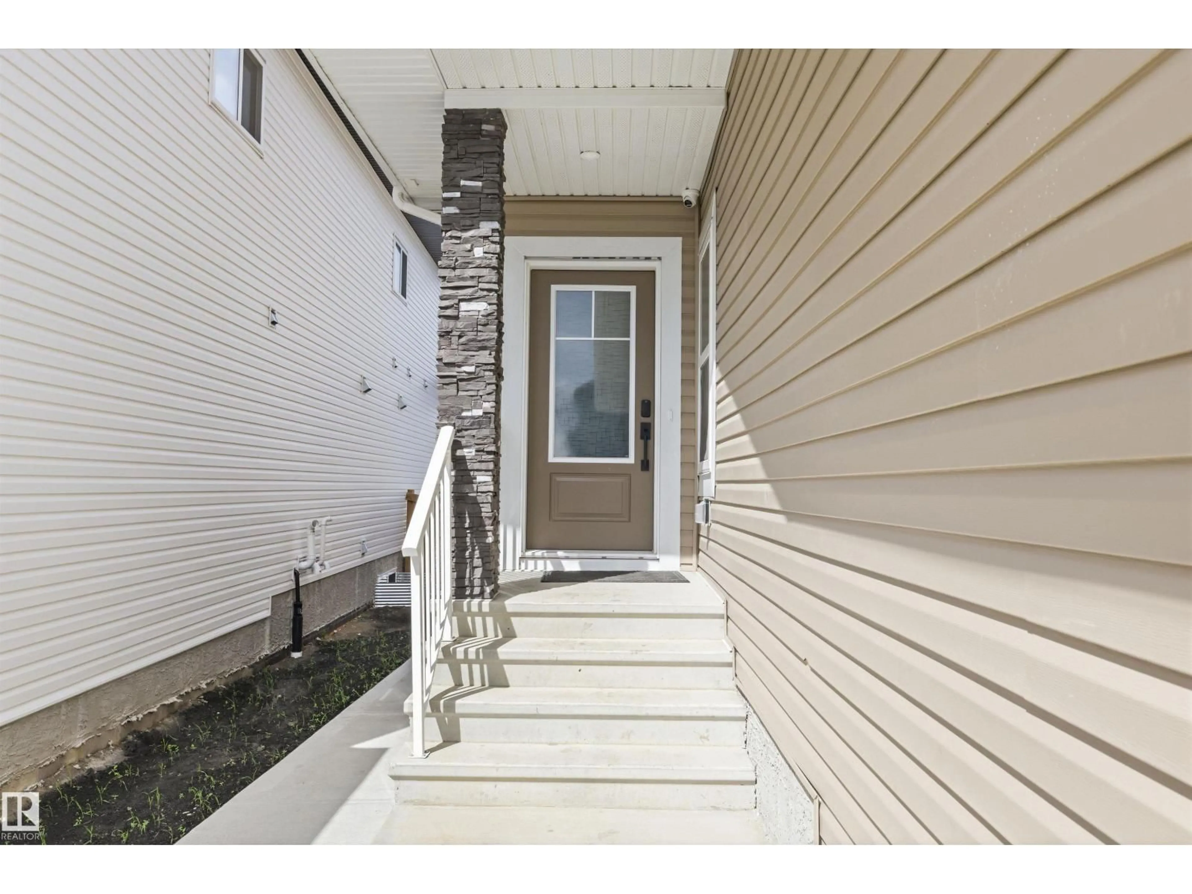 Unknown for 403 PINE POINT, Leduc Alberta T9E1S7