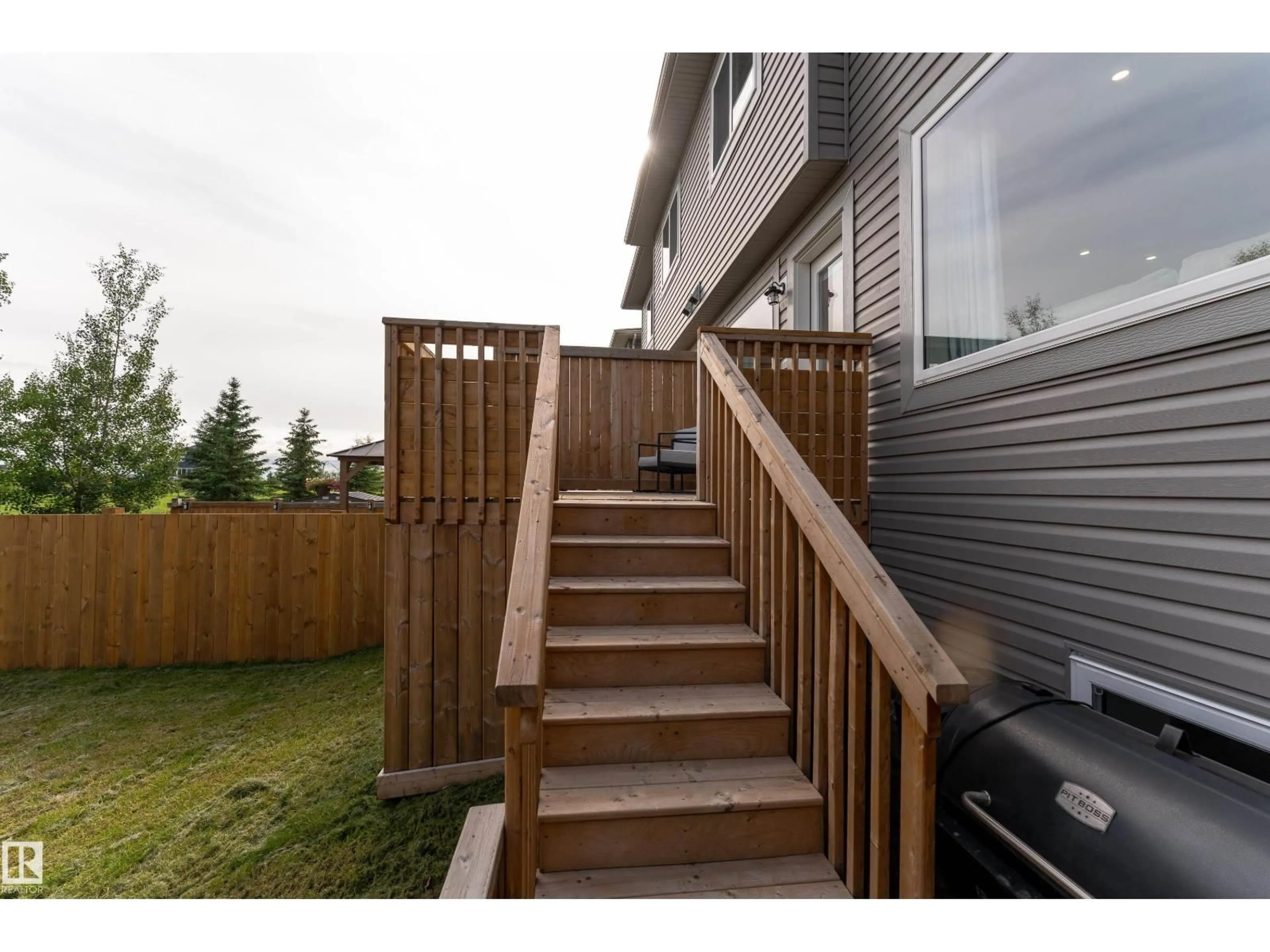 Unknown for 584 MEADOWVIEW DR, Fort Saskatchewan Alberta T8L0X1