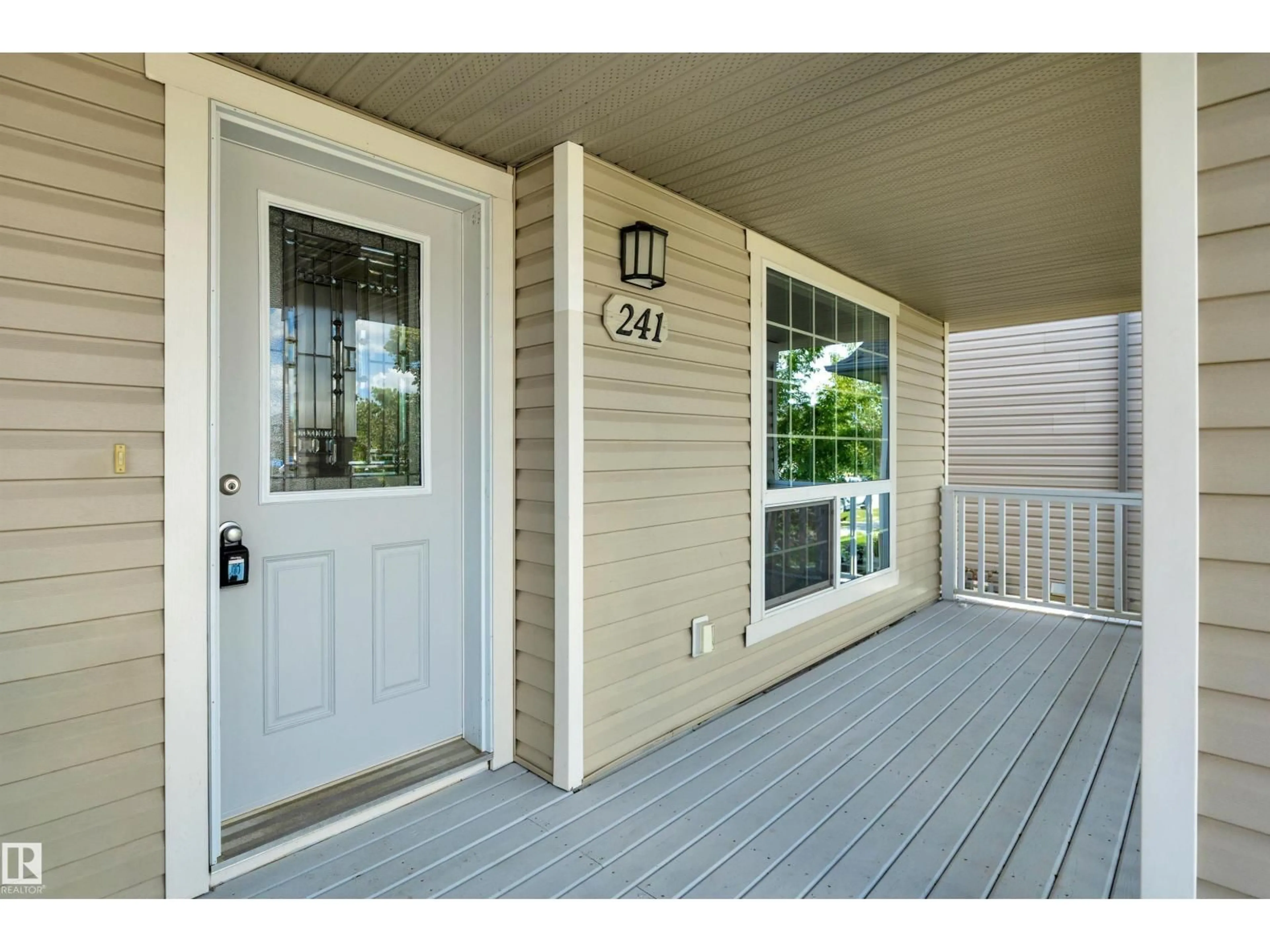Indoor entryway for 241 SOUTHWICK WY, Leduc Alberta T9E6S6