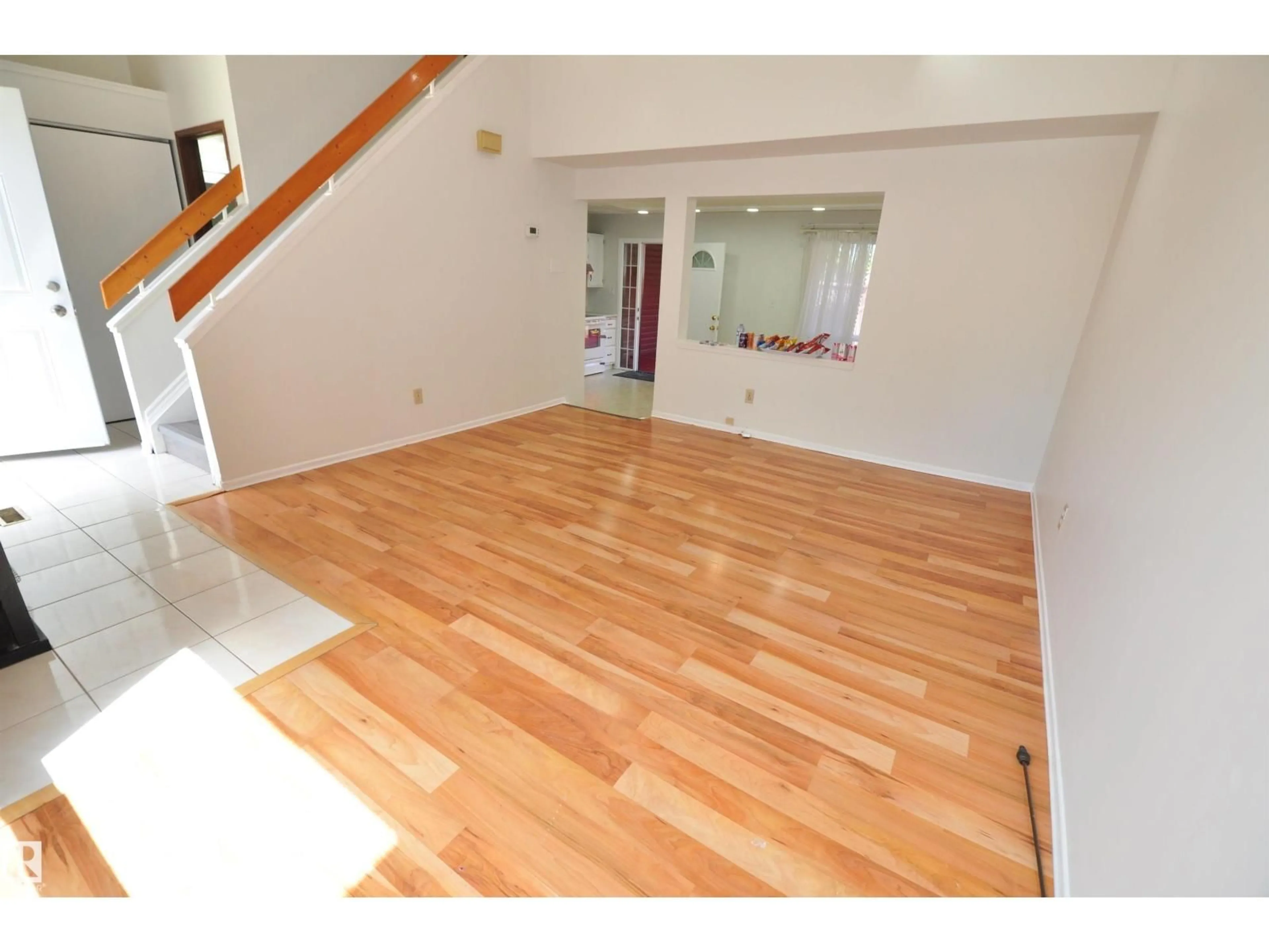 A pic of a room for 617 MILLBOURNE RD E NW, Edmonton Alberta T6X3N3