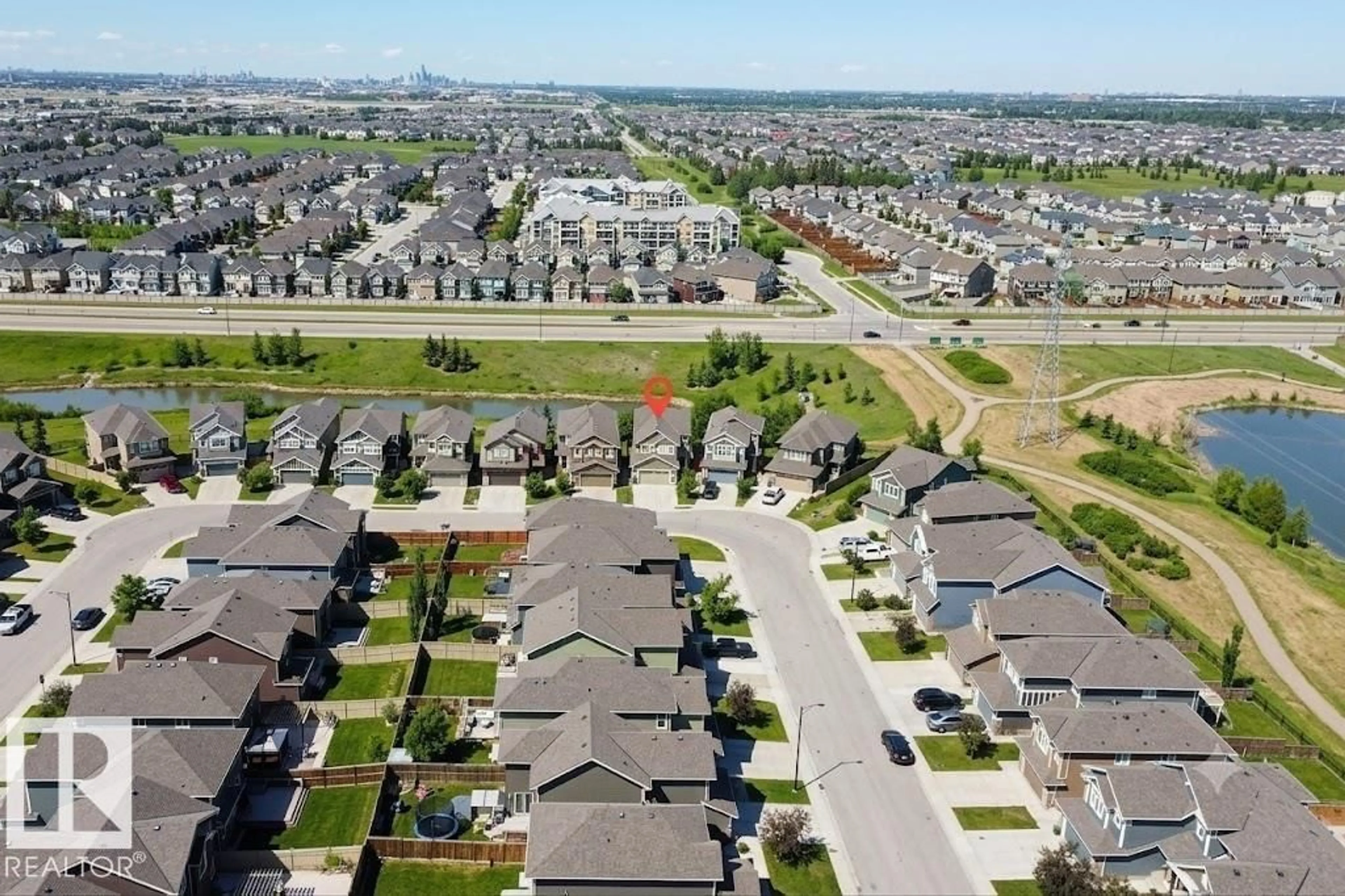 A pic from outside/outdoor area/front of a property/back of a property/a pic from drone, street for 4343 CRABAPPLE CR, Edmonton Alberta T6X1W5
