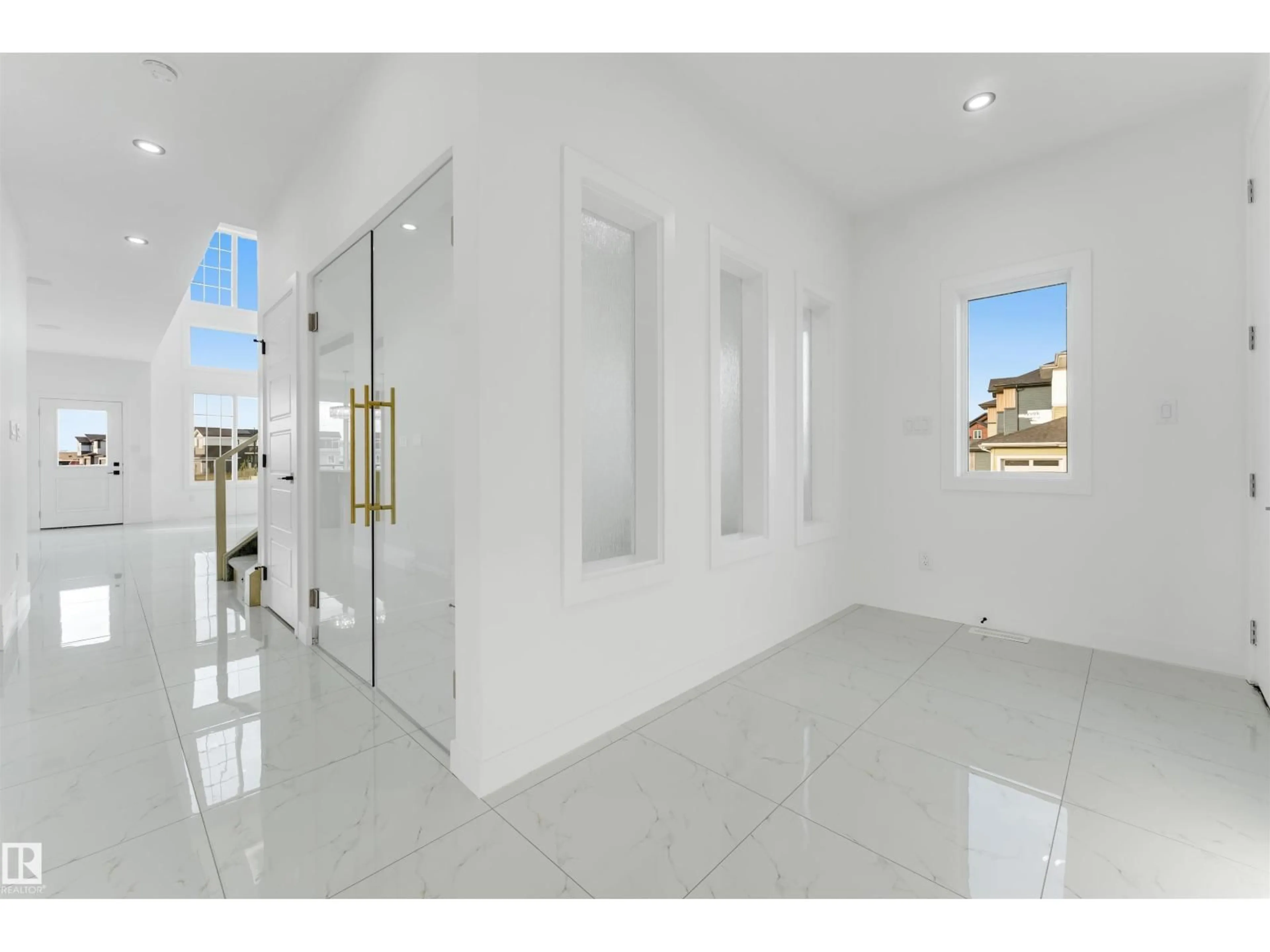 Indoor foyer for NE - 1536 64 AVE, Rural Leduc County Alberta T4X3C8