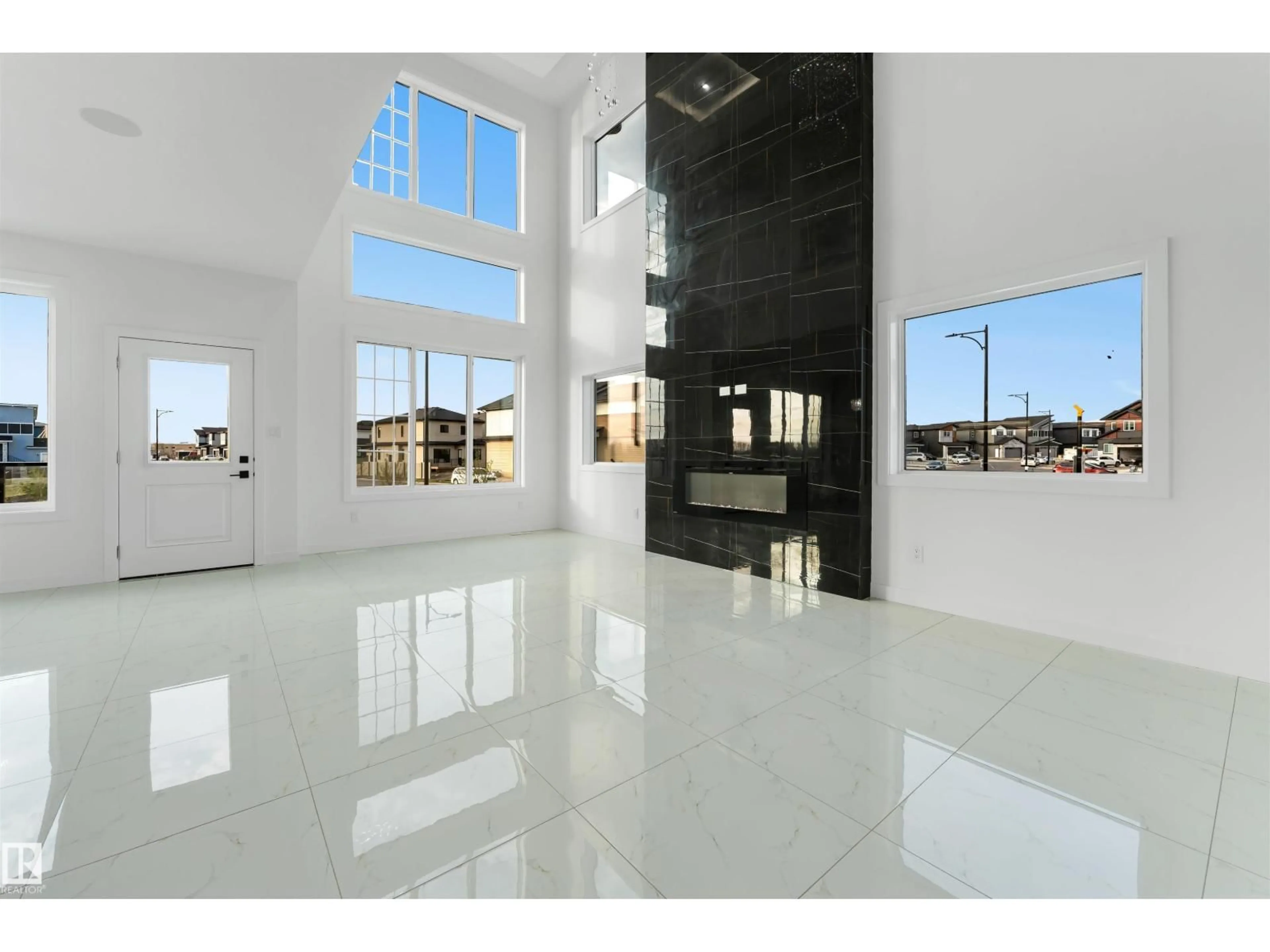 Indoor foyer for NE - 1536 64 AVE, Rural Leduc County Alberta T4X3C8